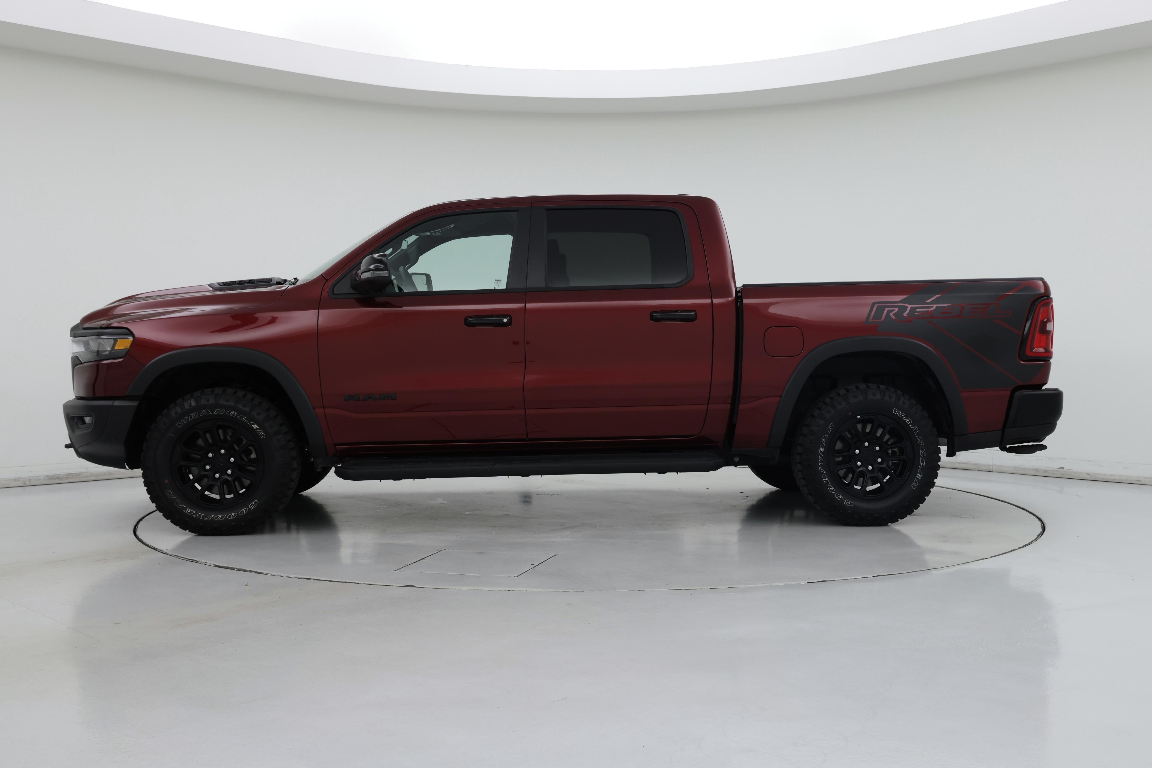Thumbnail: 2025 RAM 1500 - 3