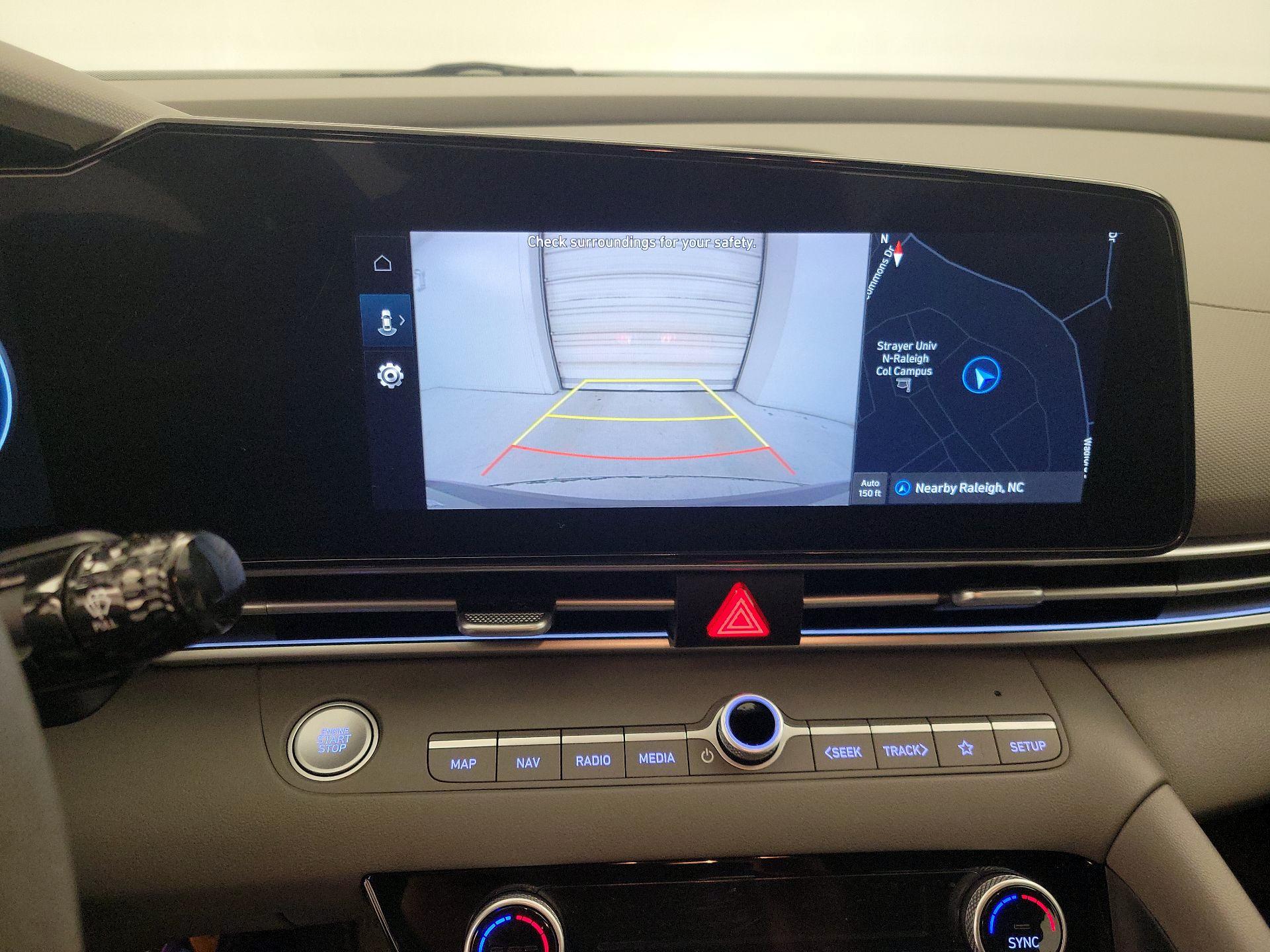 Thumbnail: 2024 Hyundai Elantra - 14