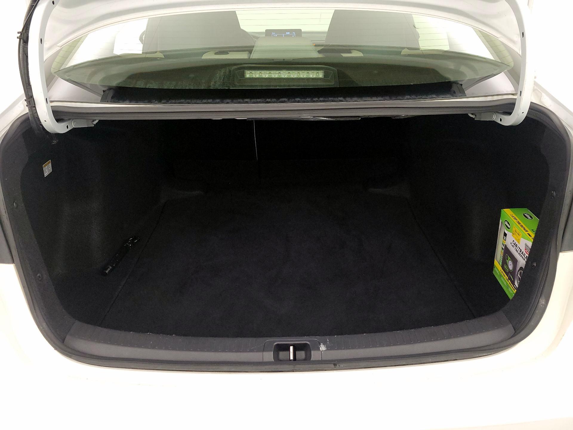 Thumbnail: 2022 Toyota Corolla - 20