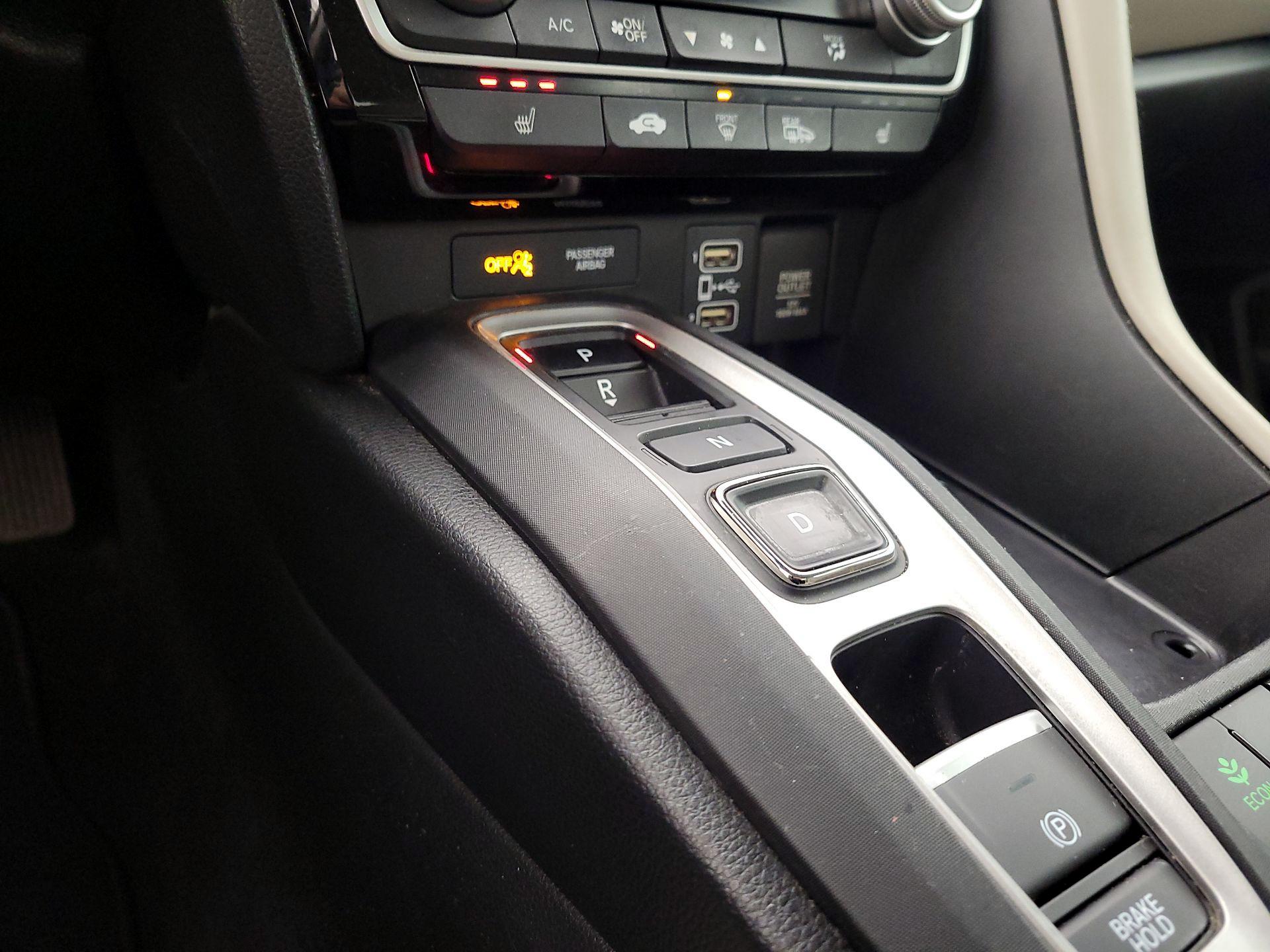 Thumbnail: 2021 Honda Insight - 18