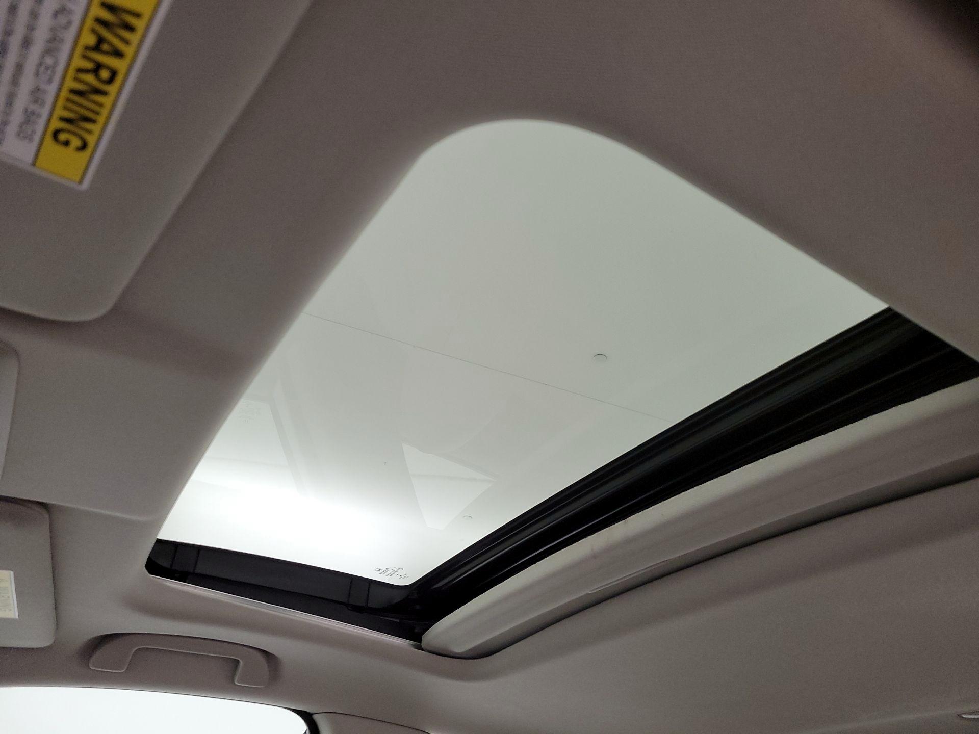 Thumbnail: 2021 Honda Insight - 20