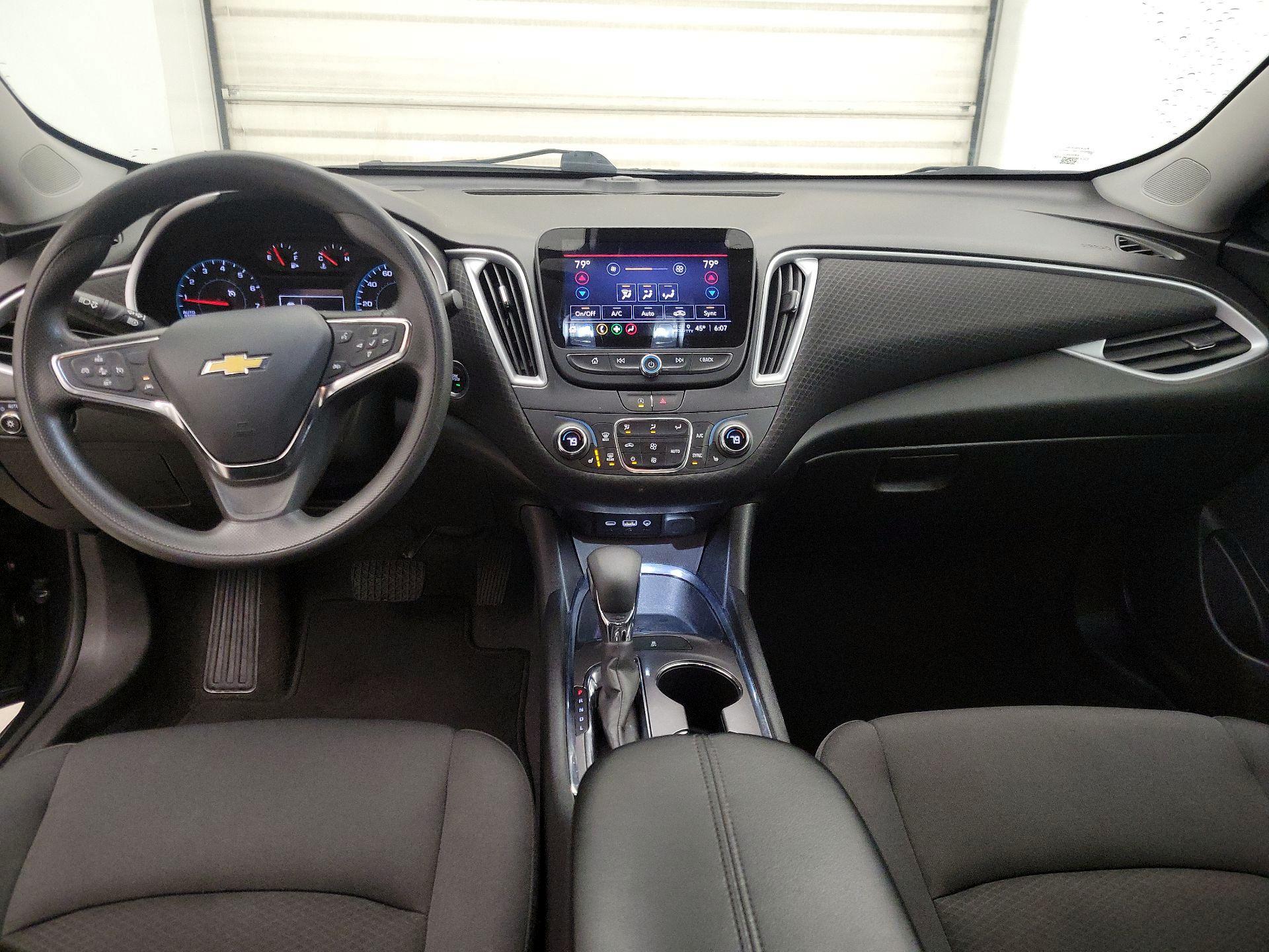 Thumbnail: 2023 Chevrolet Malibu - 9