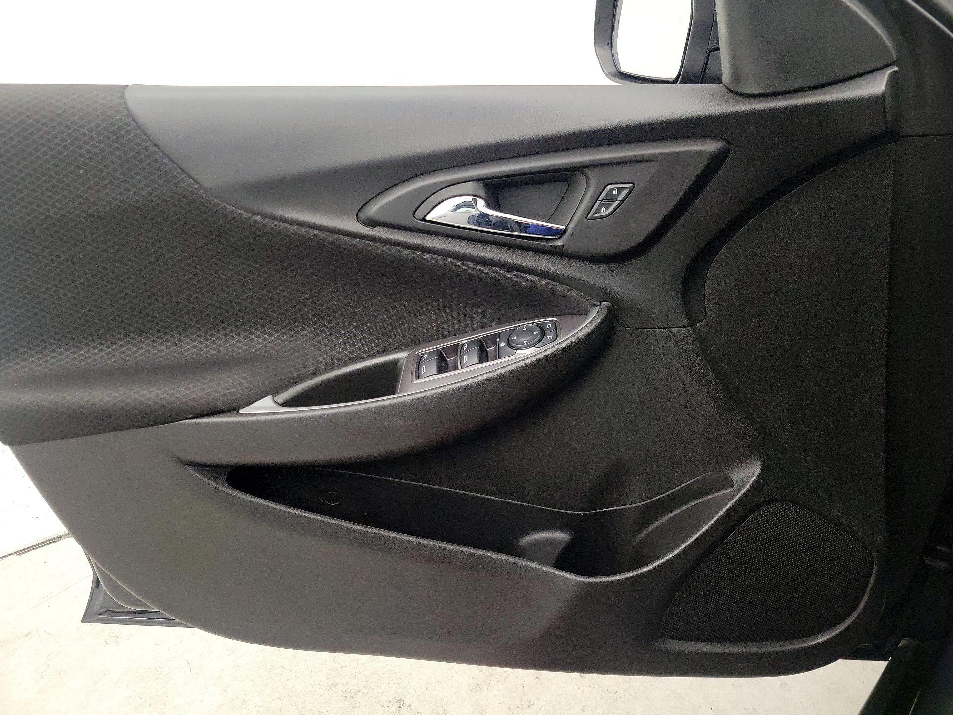 Thumbnail: 2023 Chevrolet Malibu - 12