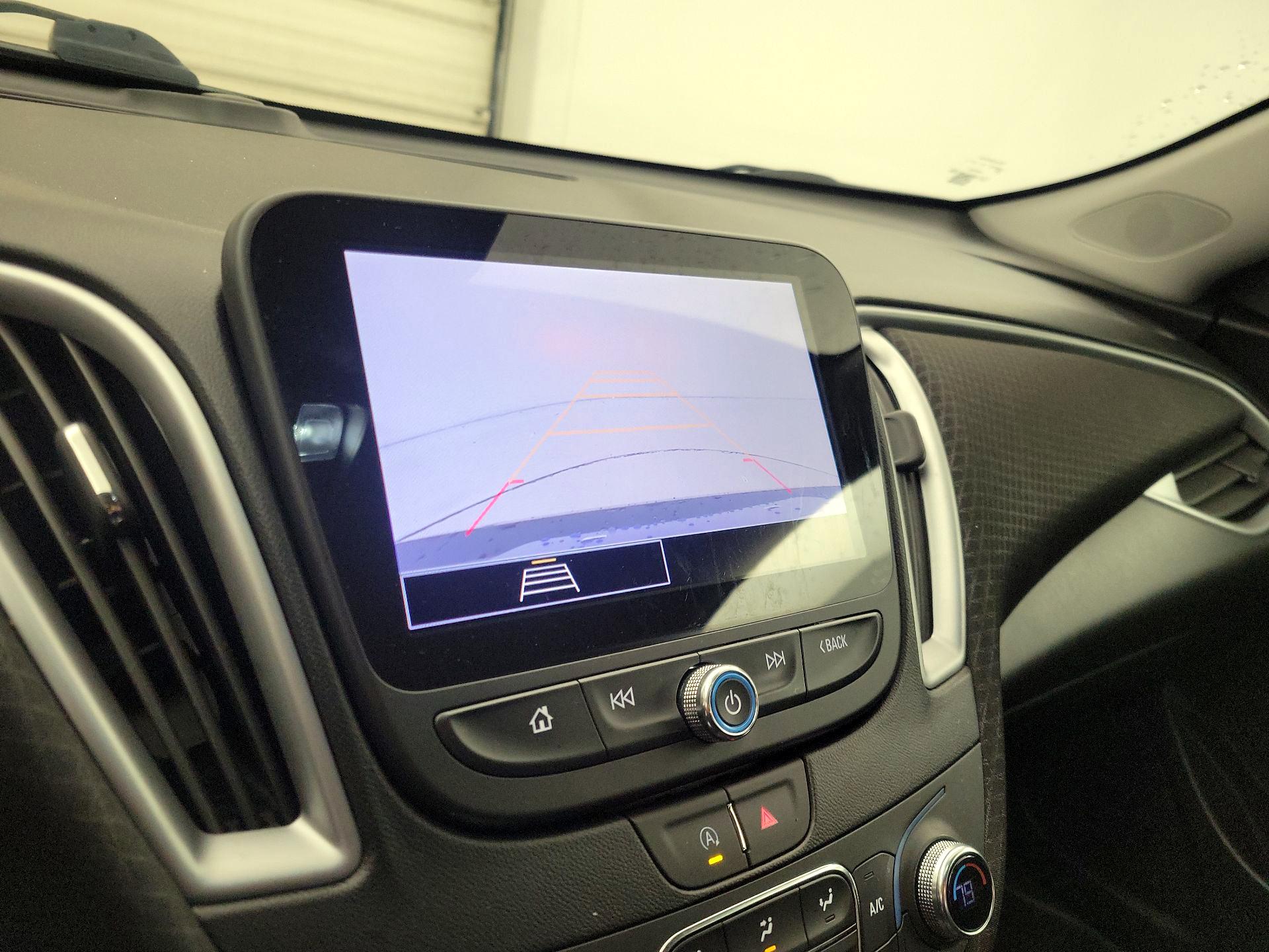 Thumbnail: 2023 Chevrolet Malibu - 14