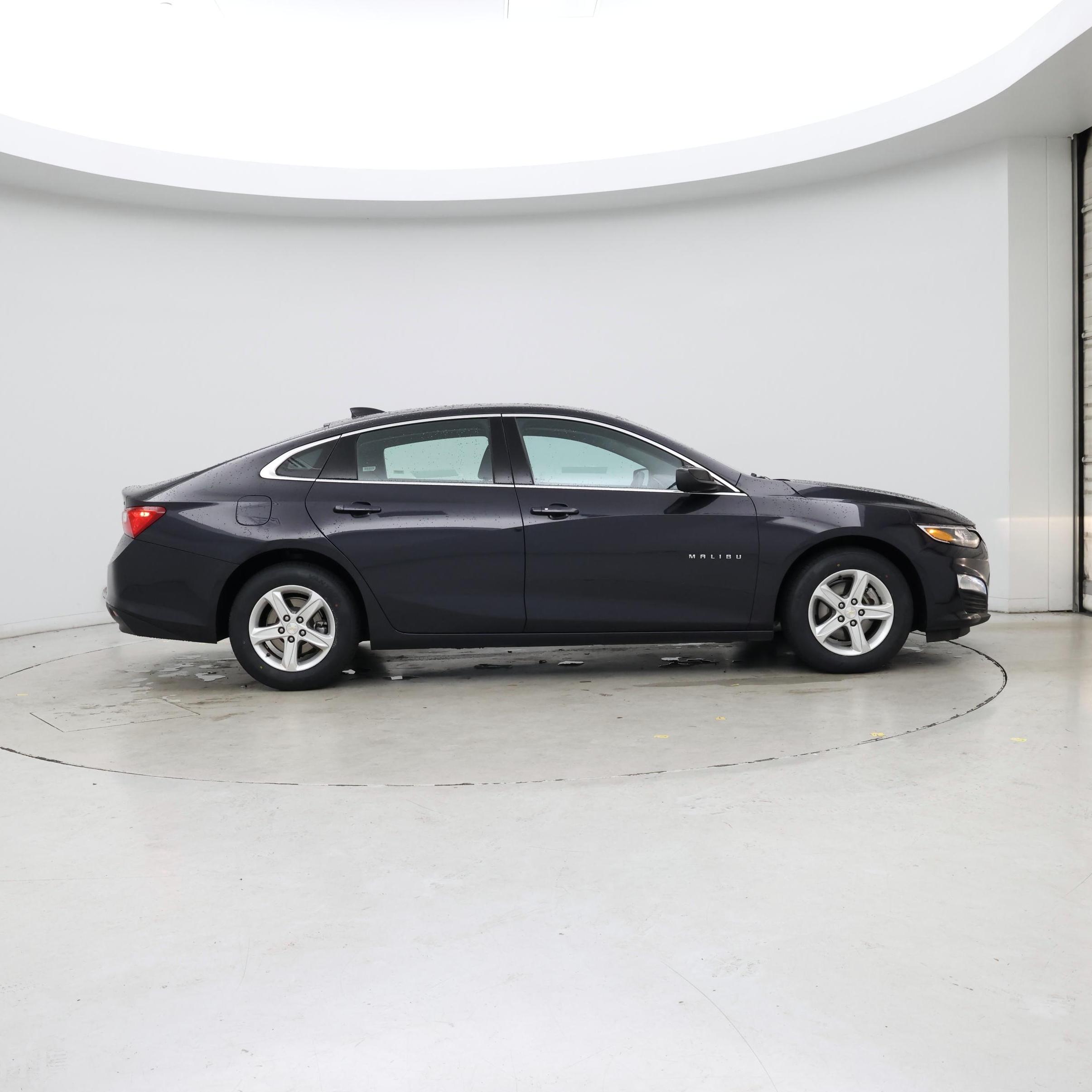 Thumbnail: 2023 Chevrolet Malibu - 7