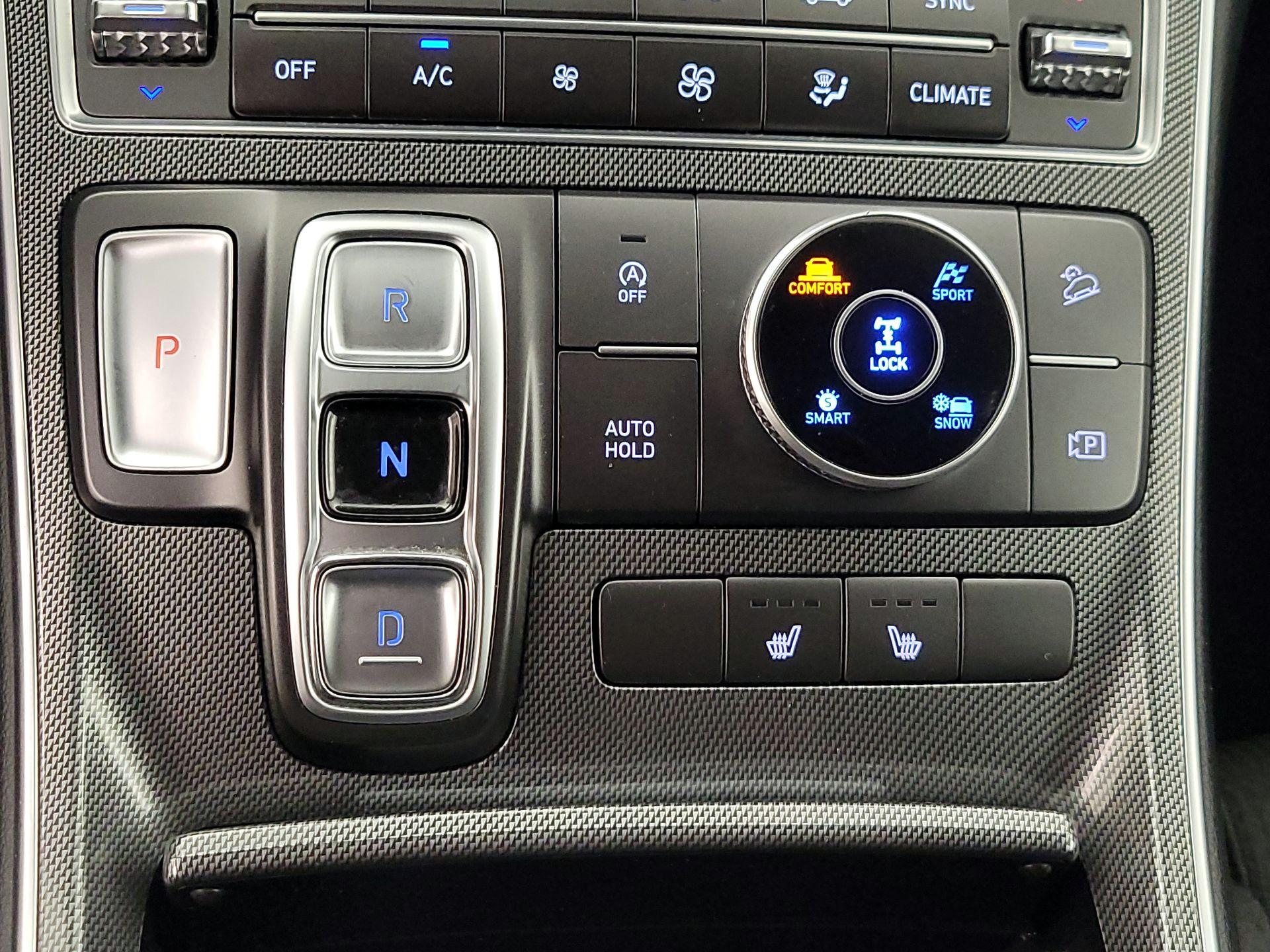 Thumbnail: 2023 Hyundai Santa Fe - 18