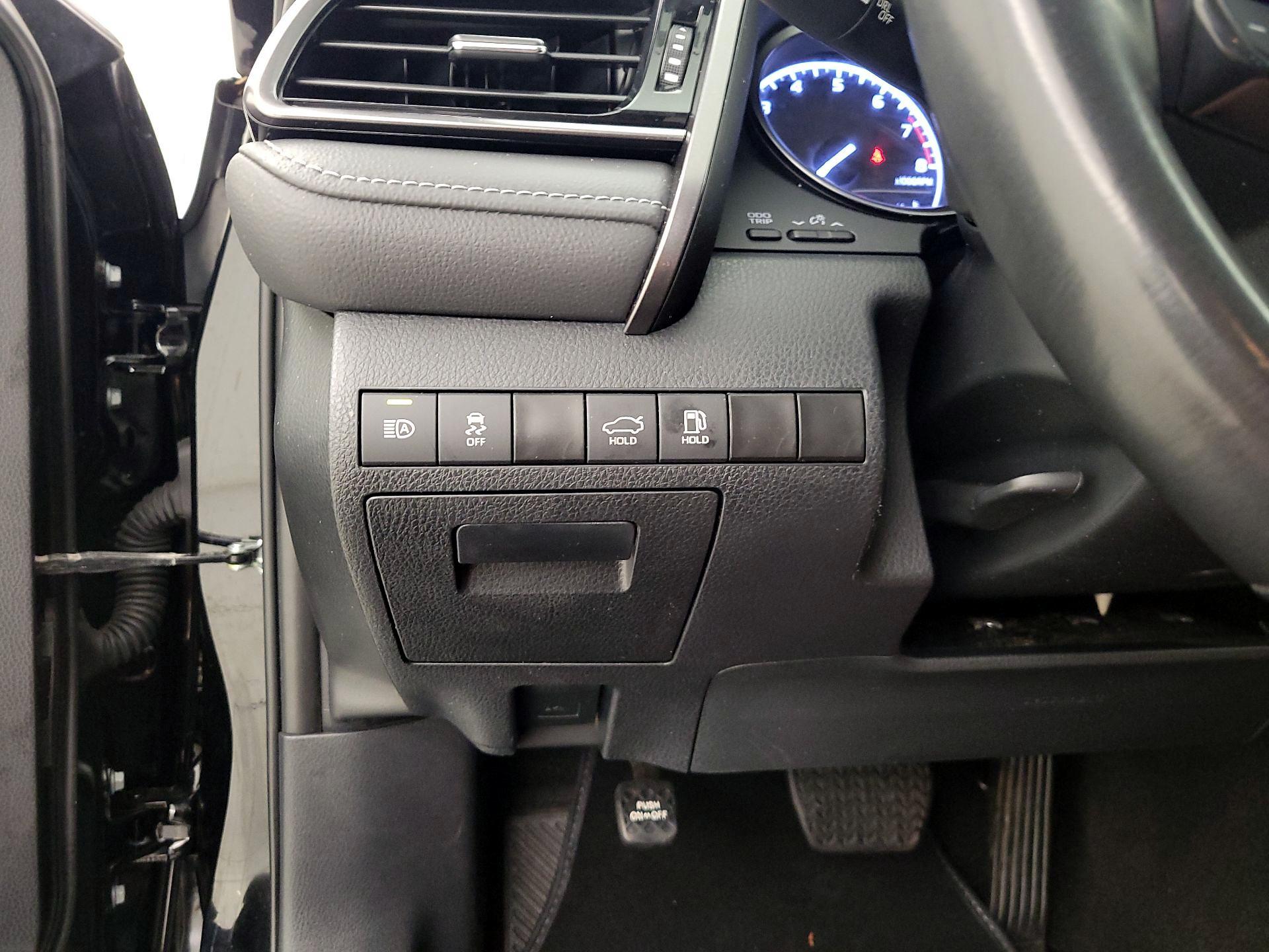 Thumbnail: 2024 Toyota Camry - 13