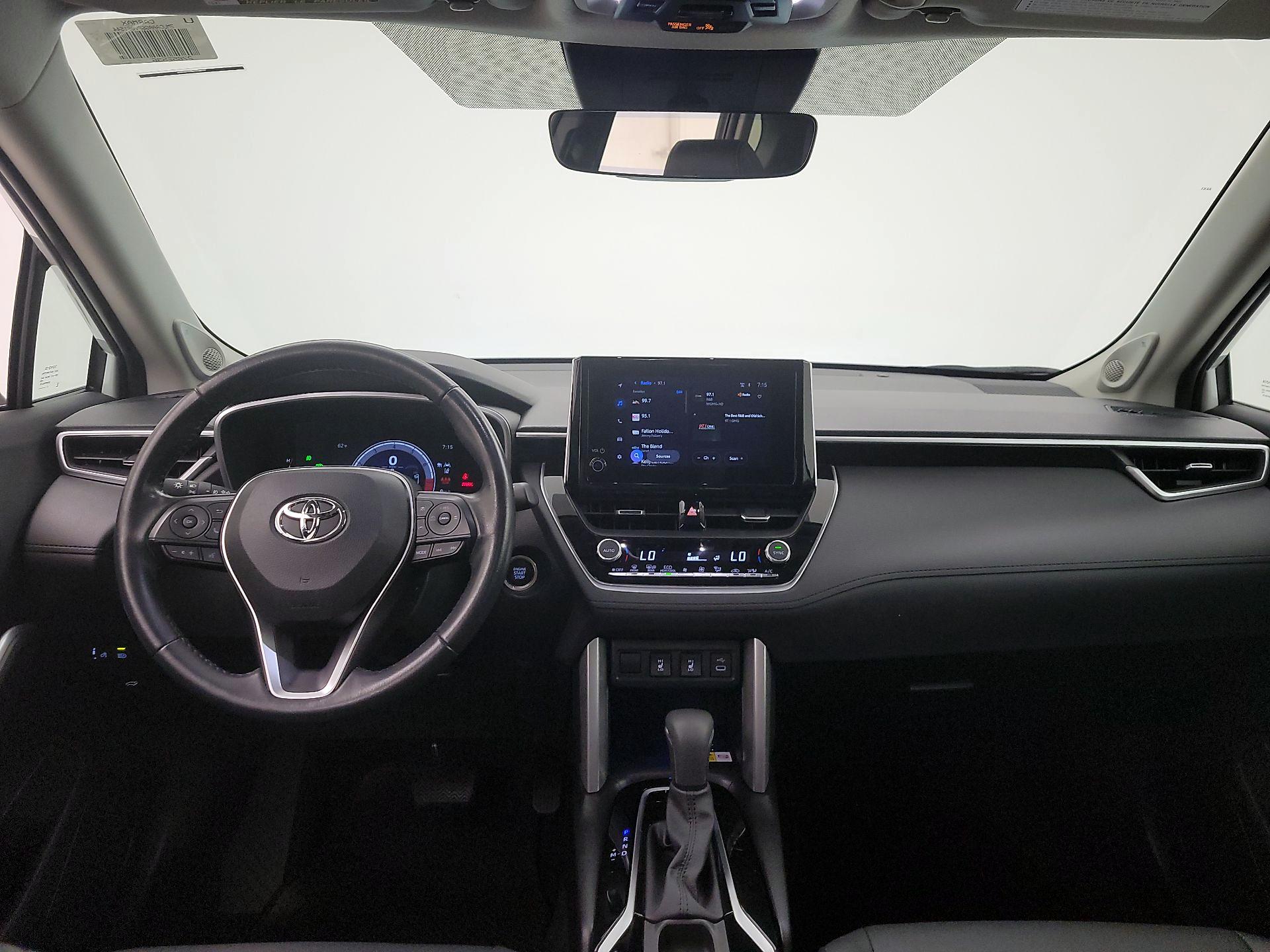 Thumbnail: 2023 Toyota Corolla Cross - 9