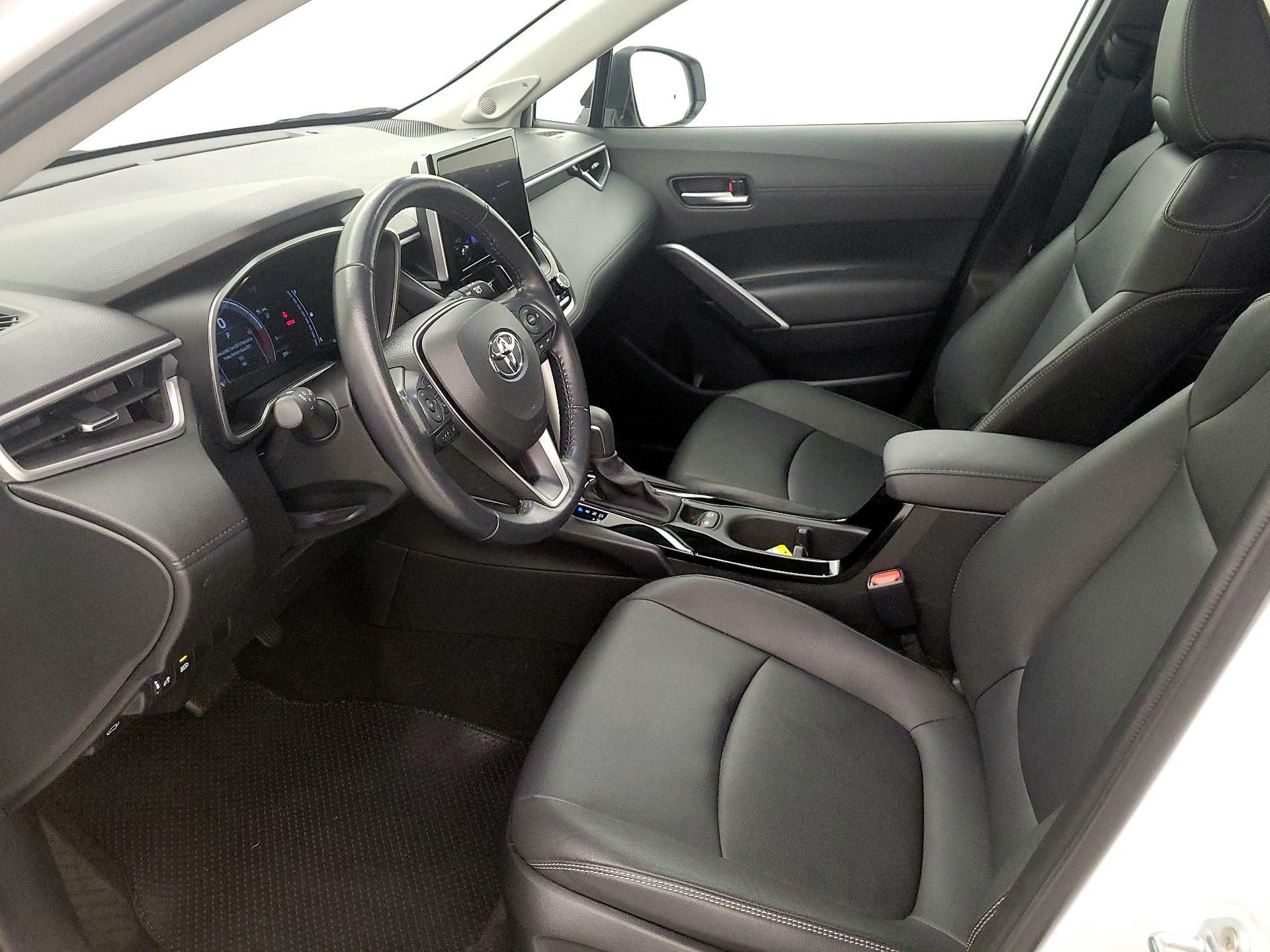 Thumbnail: 2023 Toyota Corolla Cross - 11