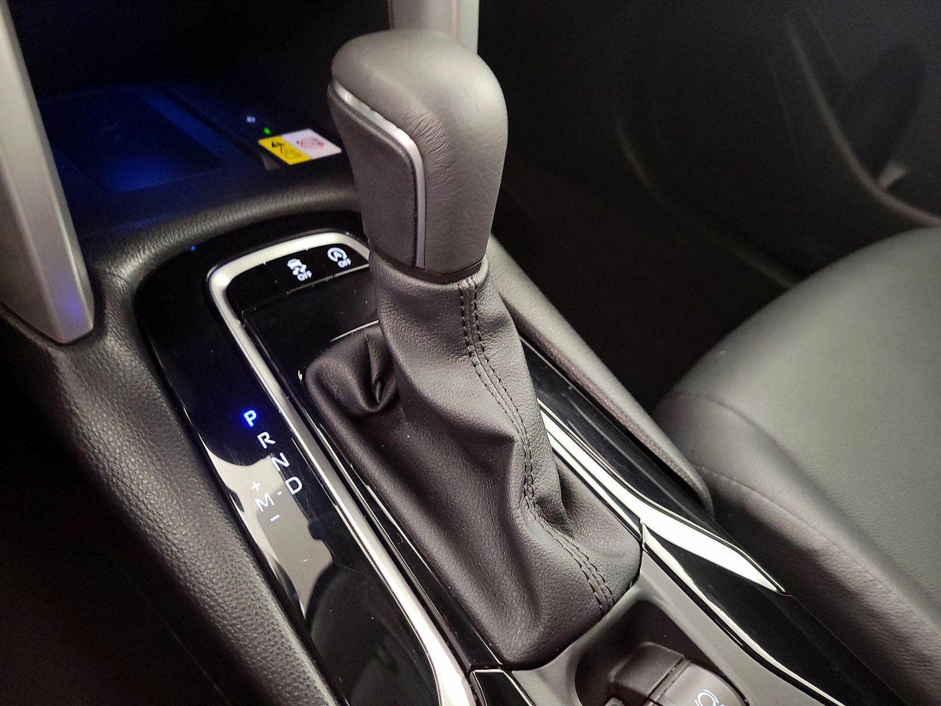 Thumbnail: 2023 Toyota Corolla Cross - 17