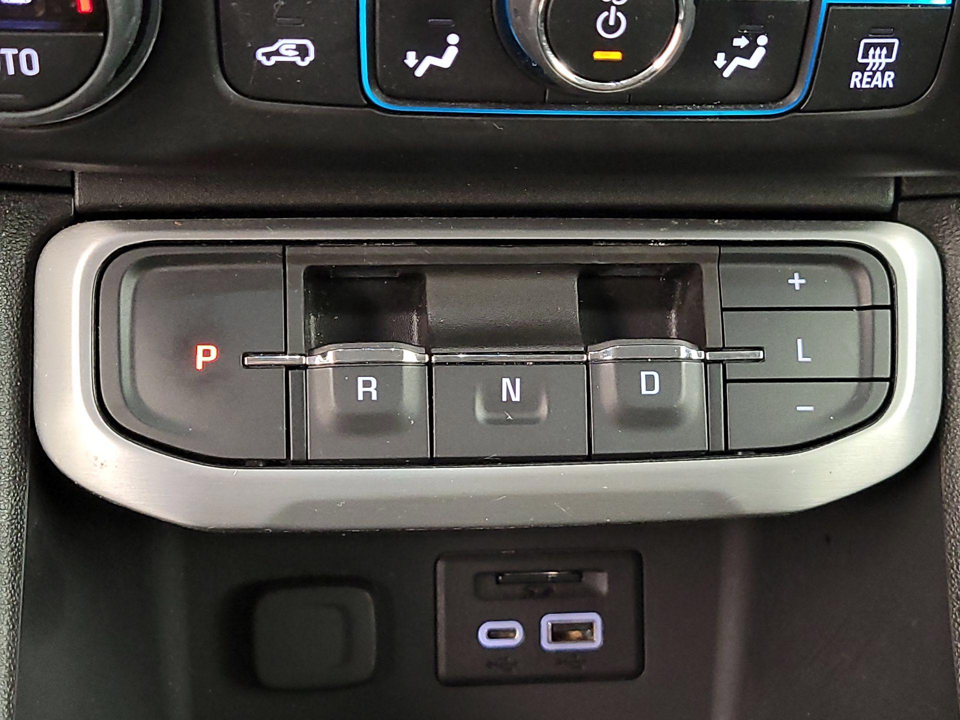 Thumbnail: 2023 GMC Acadia - 18