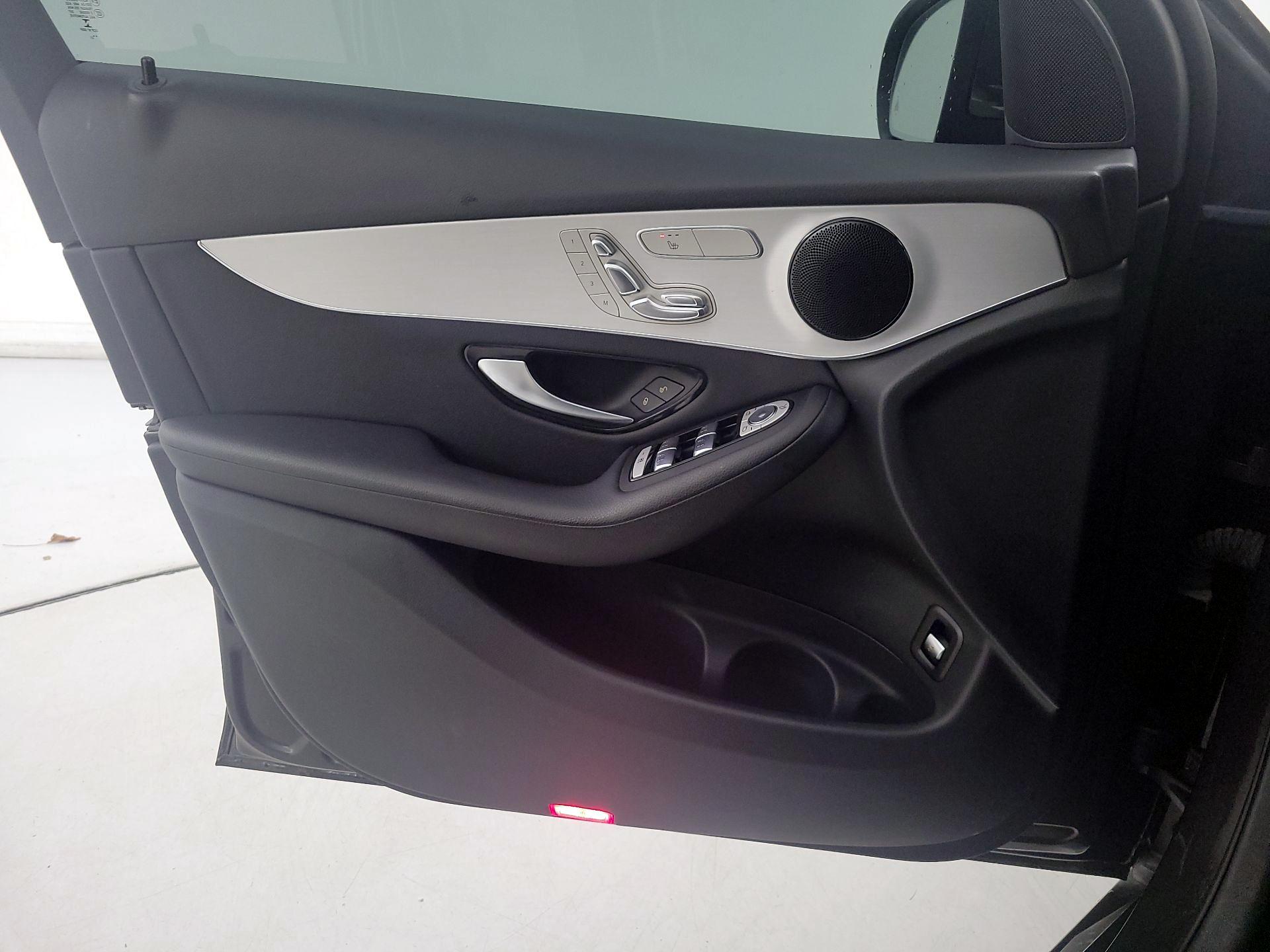 Thumbnail: 2021 Mercedes-Benz GLC - 12