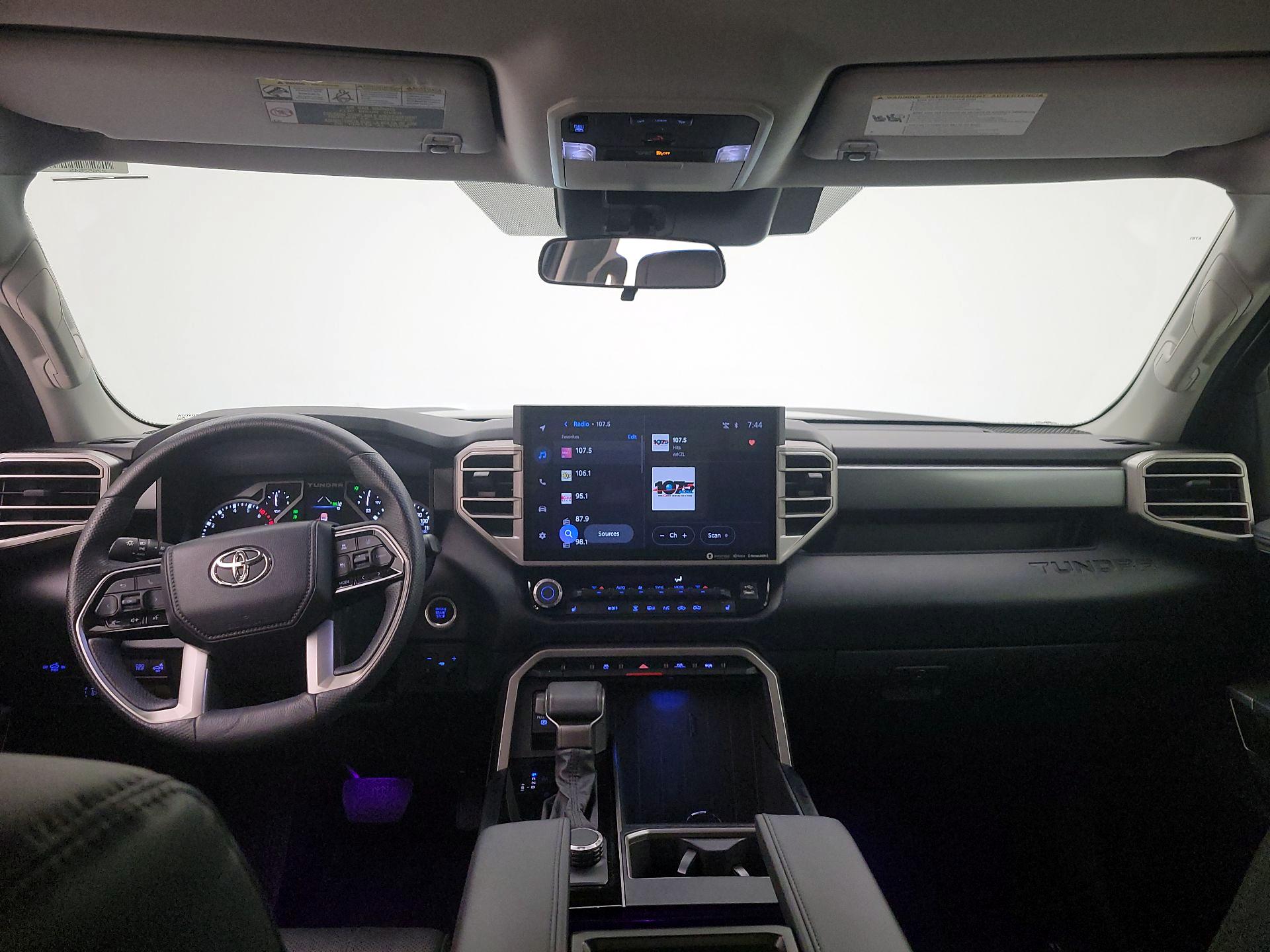 Thumbnail: 2023 Toyota Tundra - 9