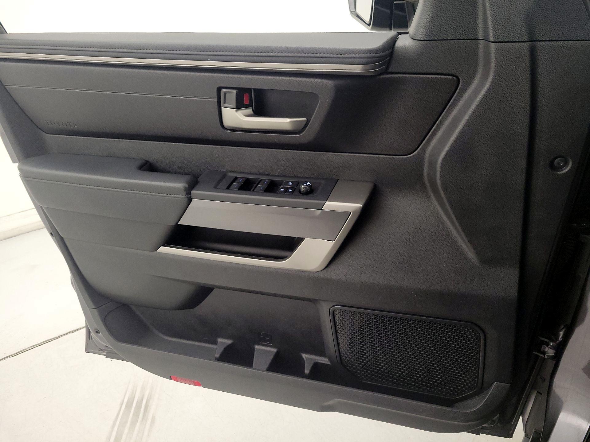 Thumbnail: 2023 Toyota Tundra - 12