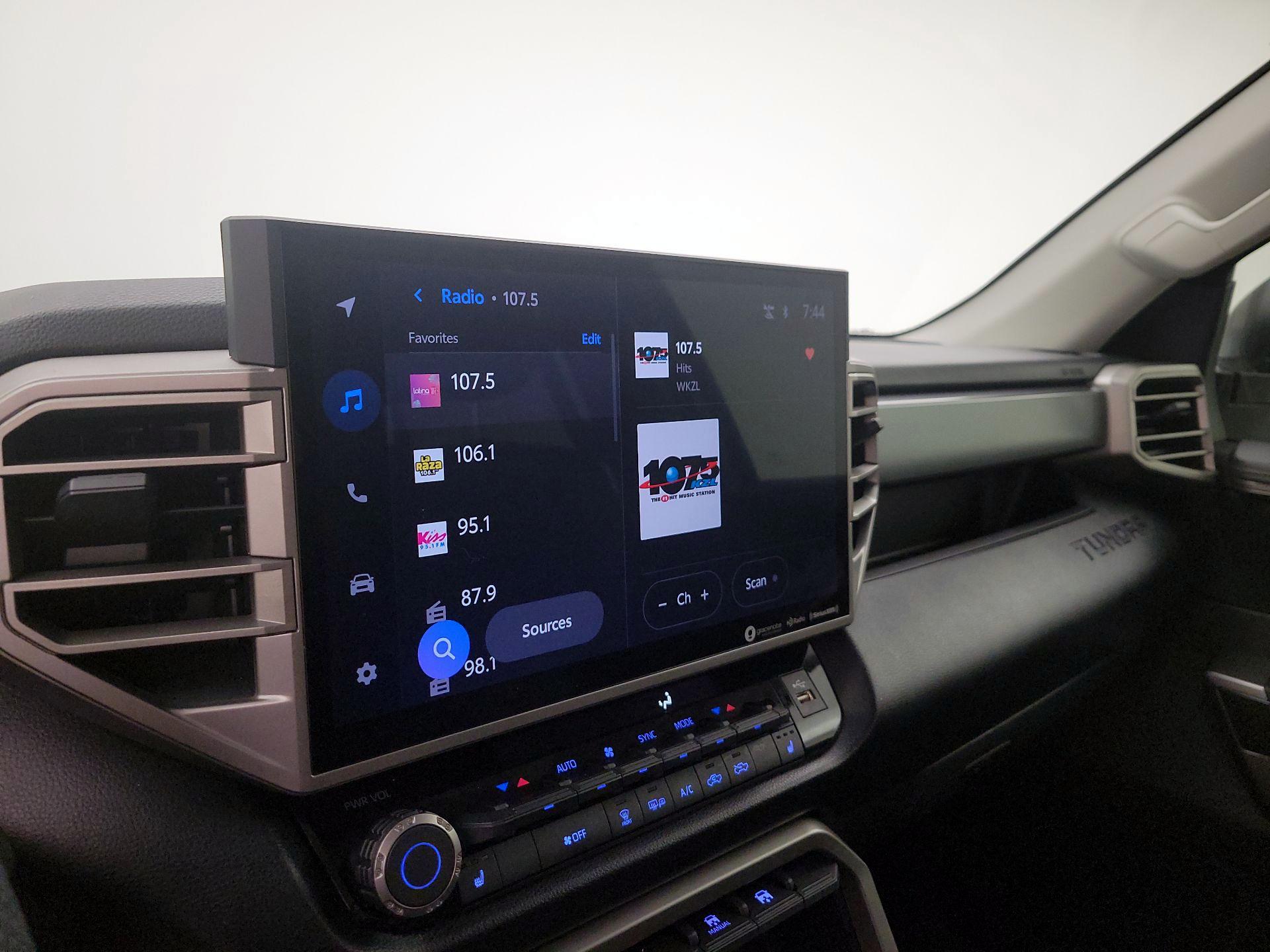 Thumbnail: 2023 Toyota Tundra - 15