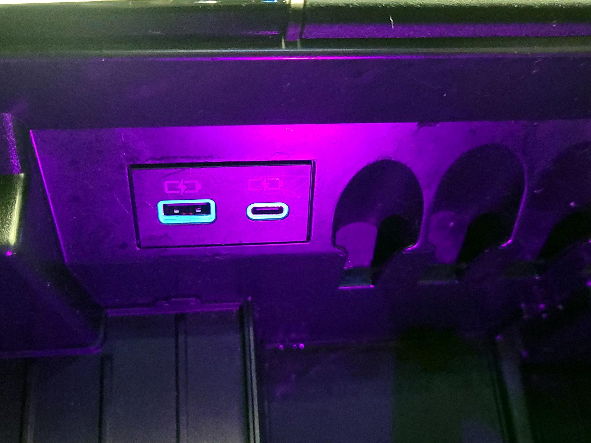 Thumbnail: 2023 Toyota Tundra - 18