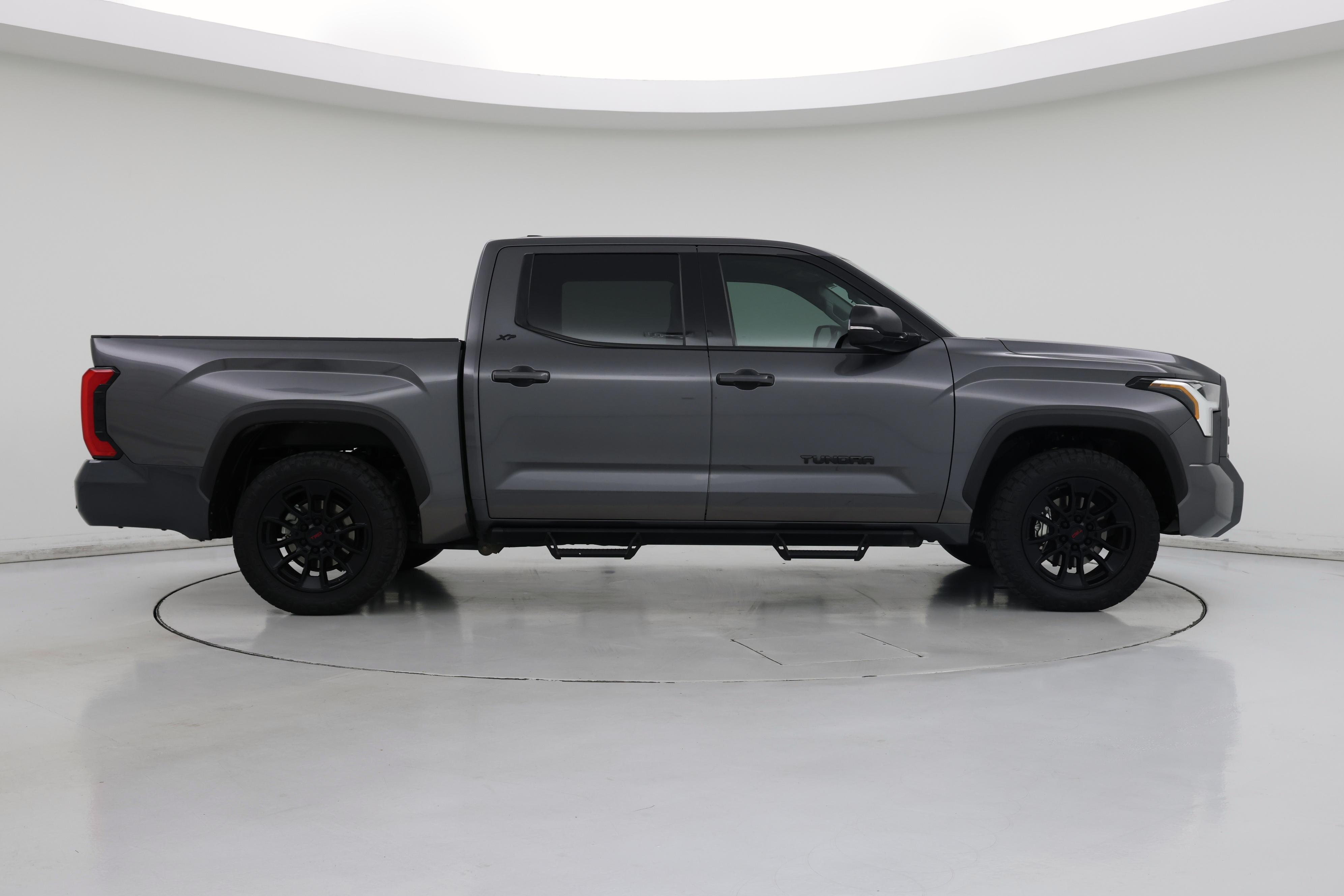 Thumbnail: 2023 Toyota Tundra - 7