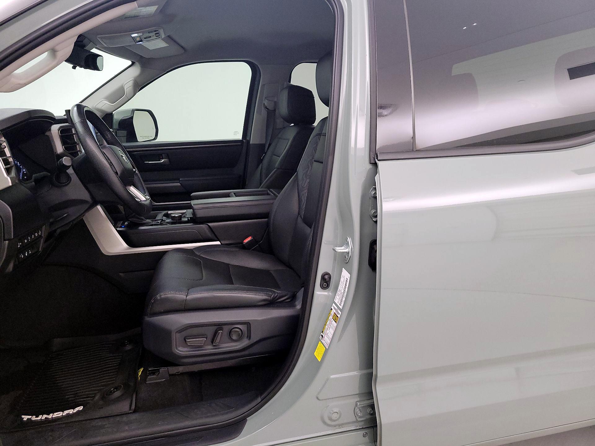 Thumbnail: 2022 Toyota Tundra - 11