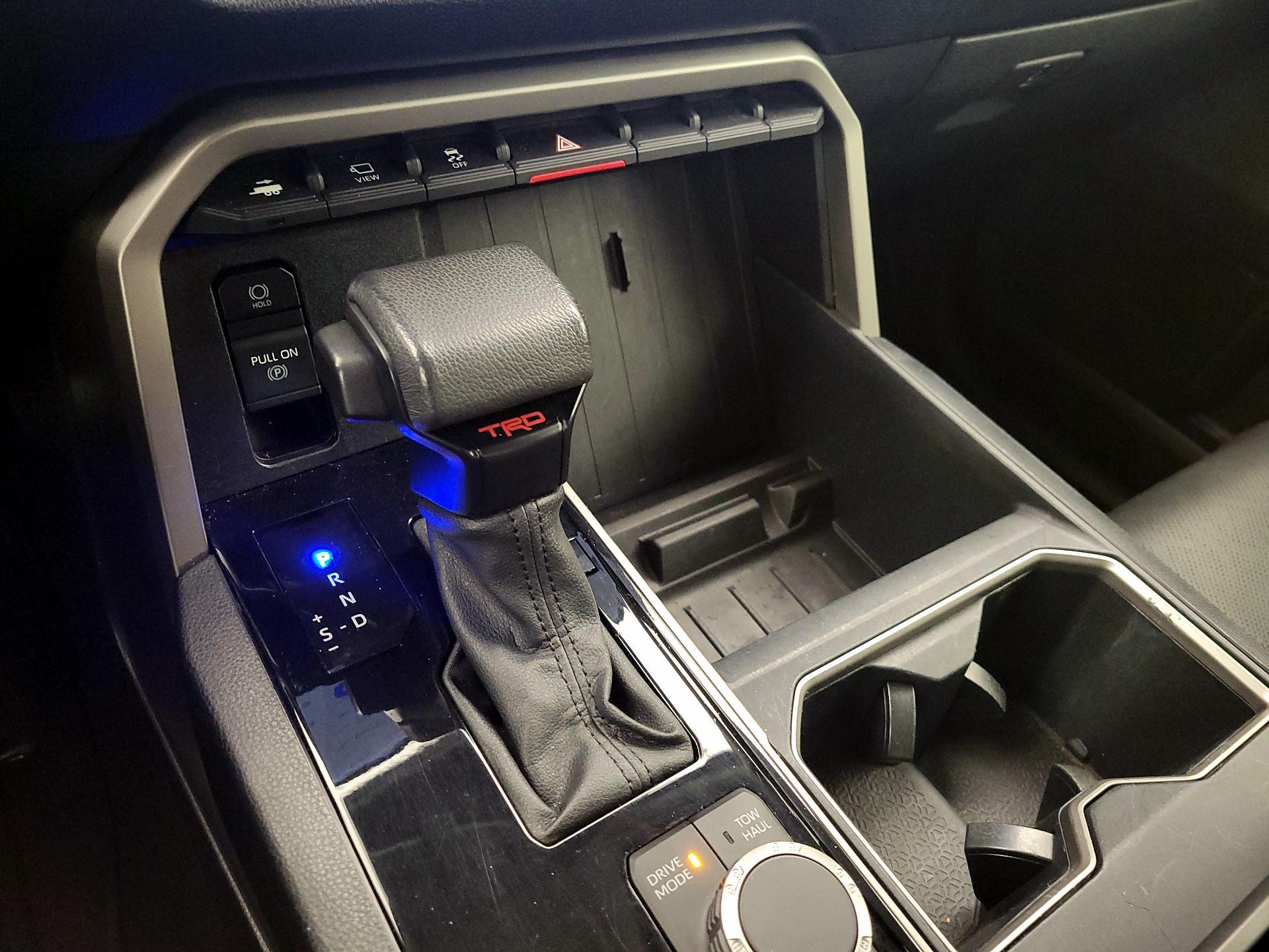 Thumbnail: 2022 Toyota Tundra - 16