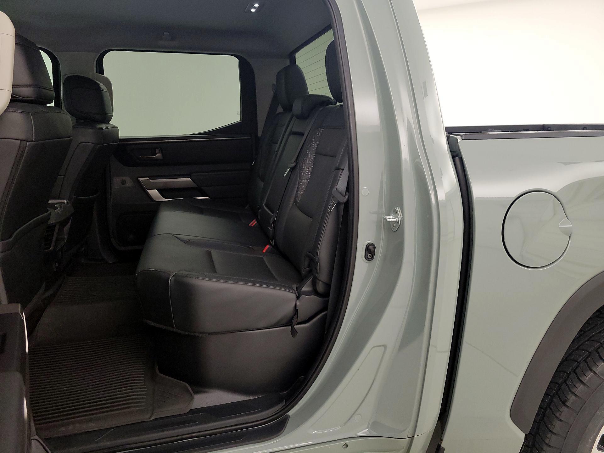 Thumbnail: 2022 Toyota Tundra - 18