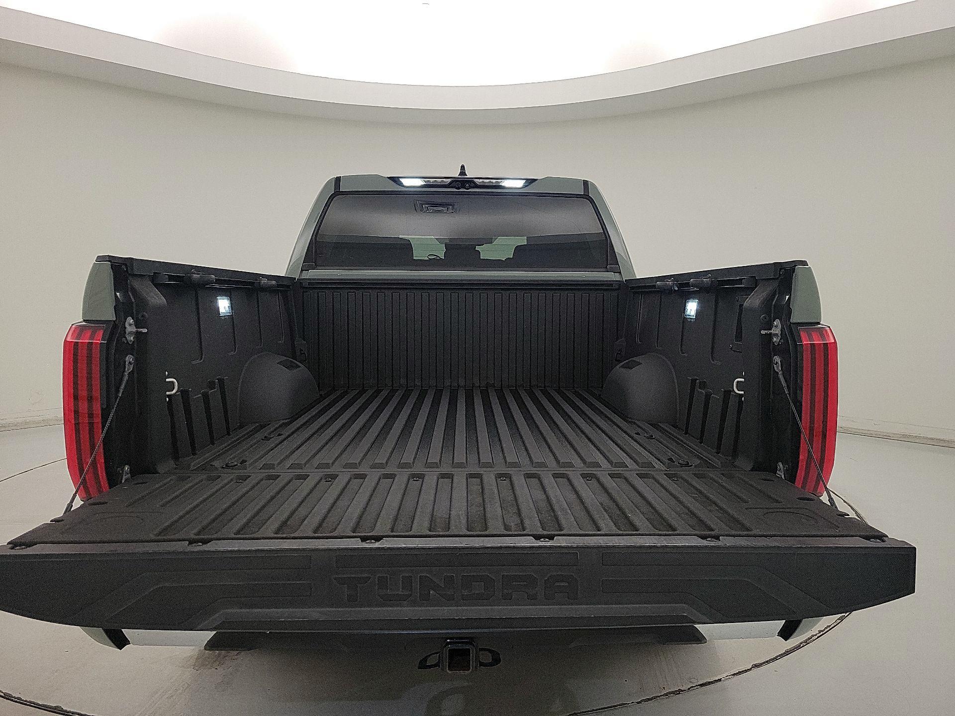 Thumbnail: 2022 Toyota Tundra - 19