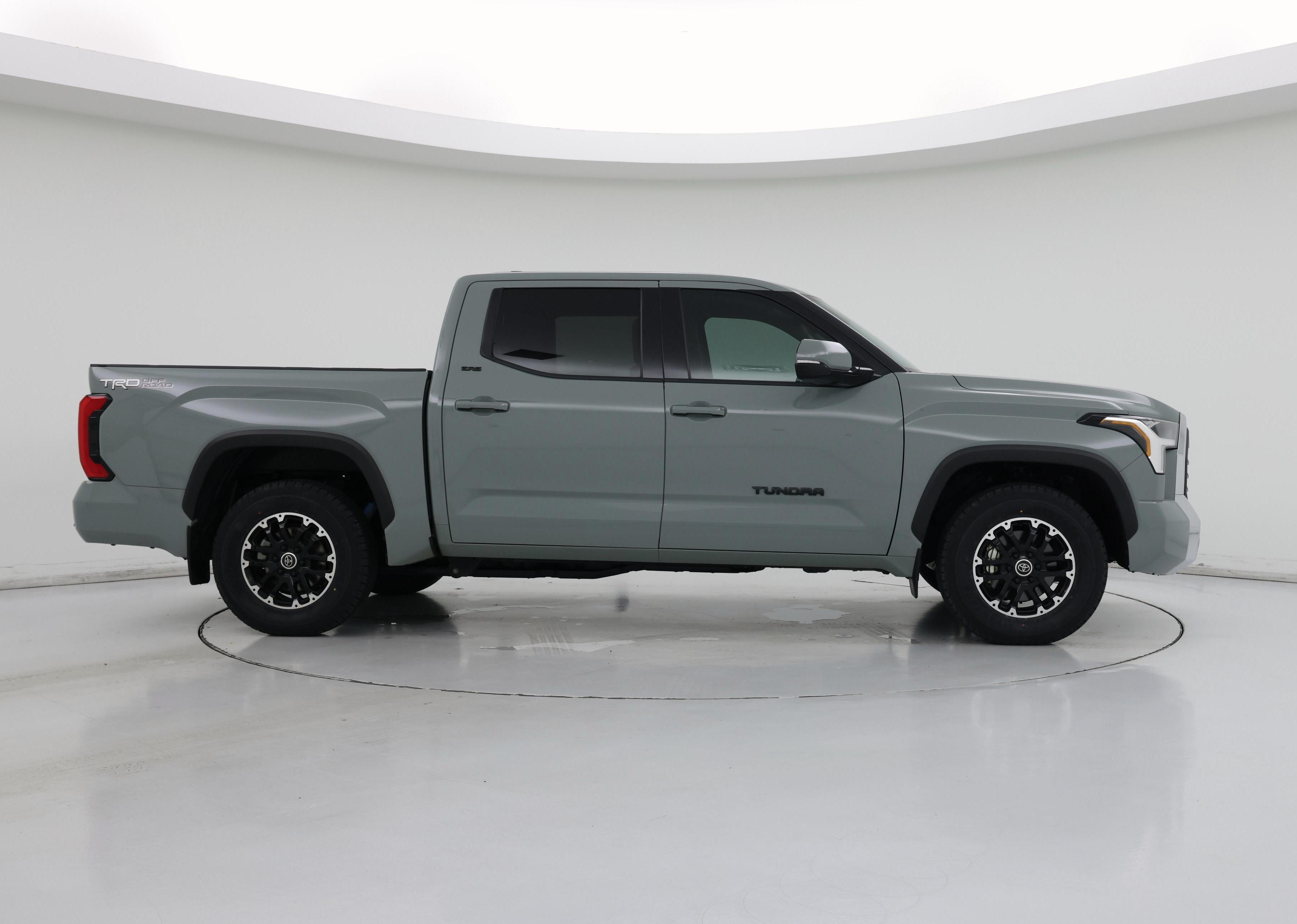 Thumbnail: 2022 Toyota Tundra - 7