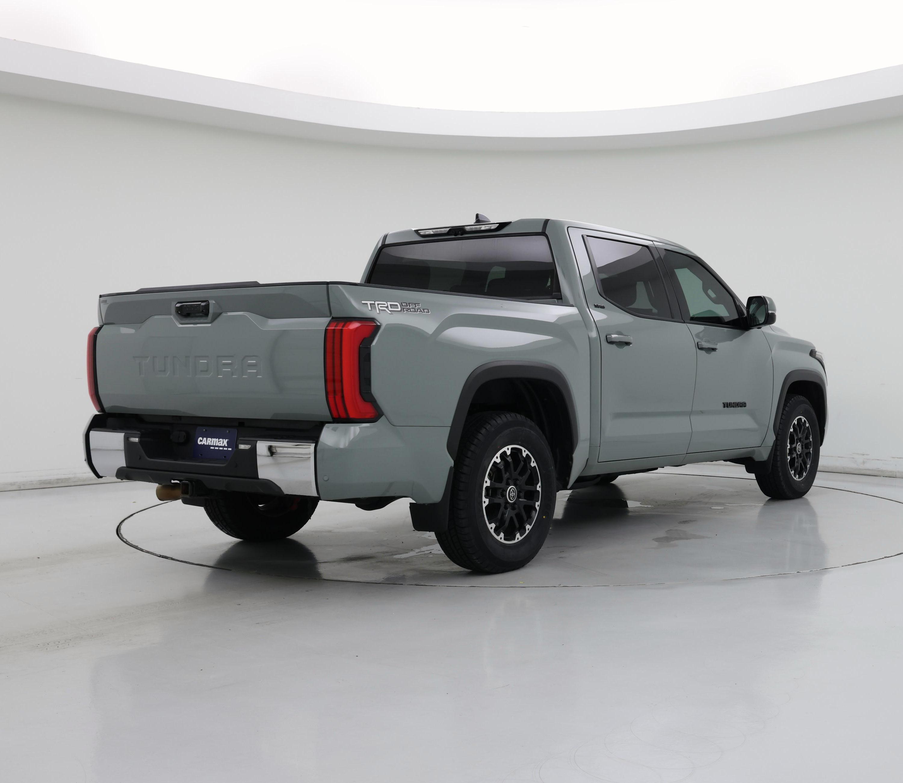 Thumbnail: 2022 Toyota Tundra - 8