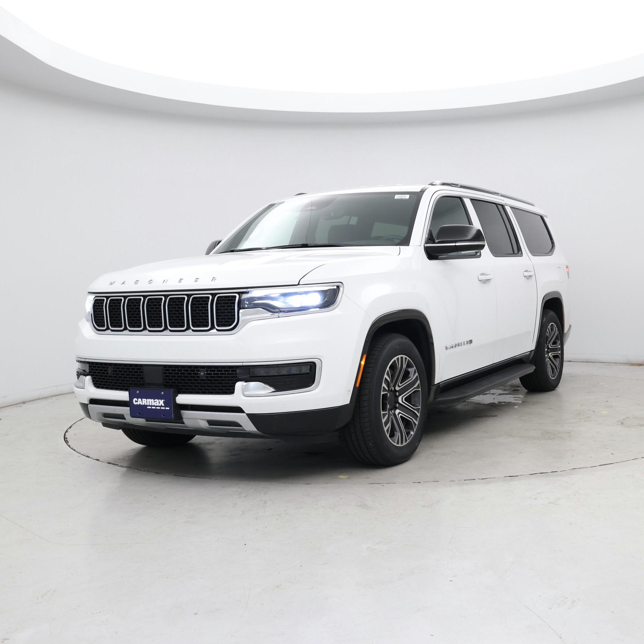 Thumbnail: 2023 Jeep Wagoneer - 4