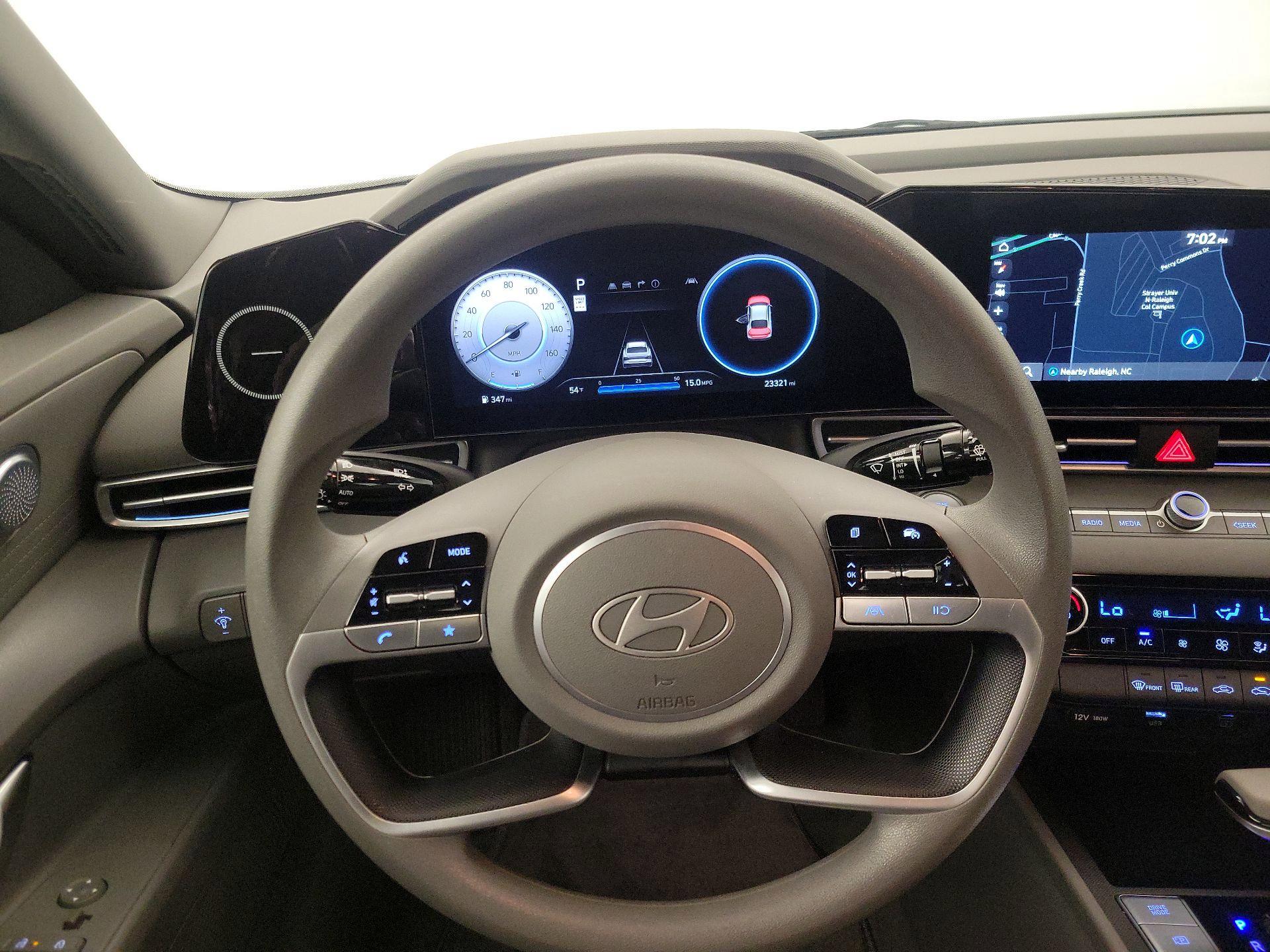 Thumbnail: 2024 Hyundai Elantra - 10