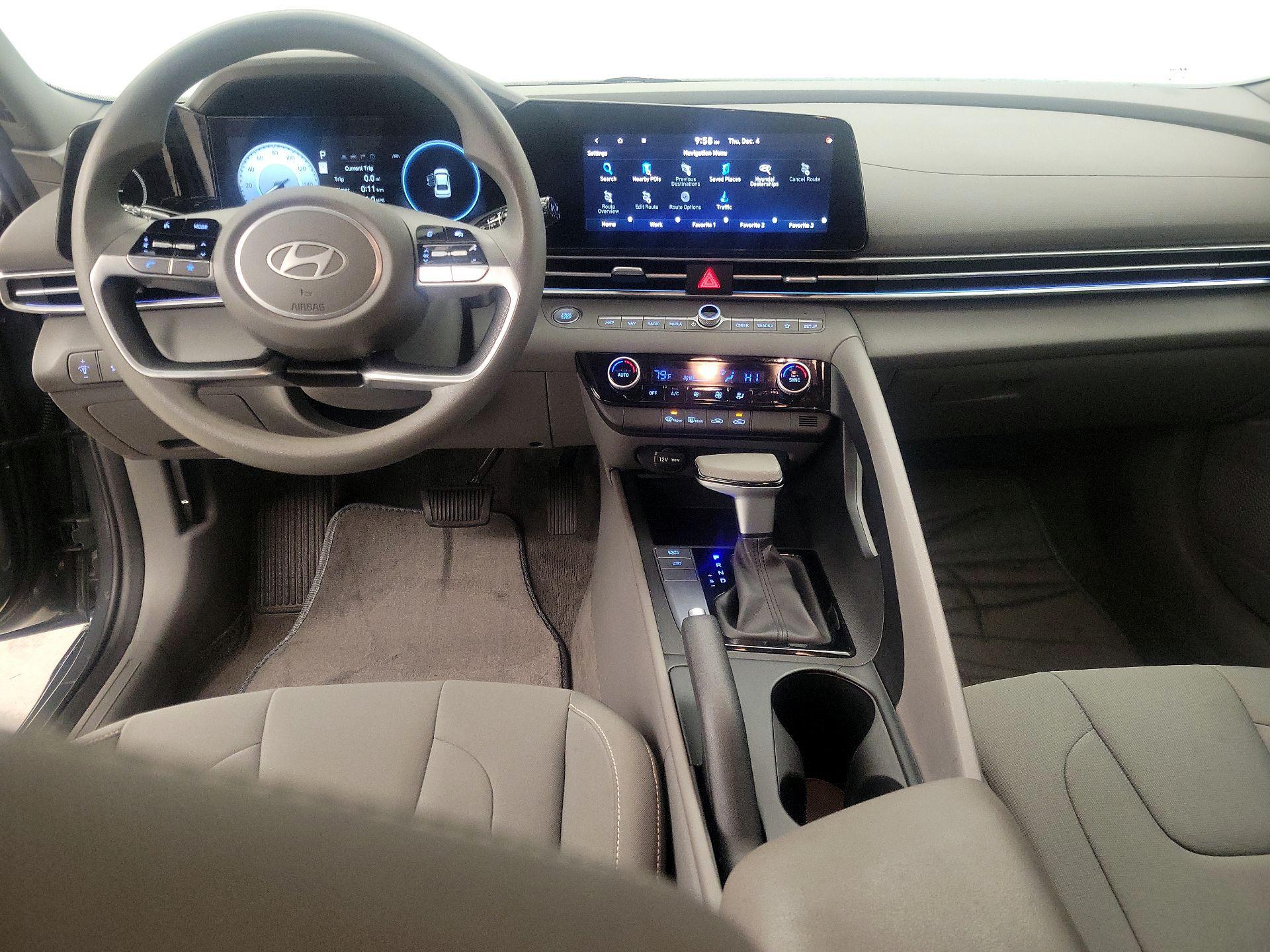 Thumbnail: 2024 Hyundai Elantra - 9