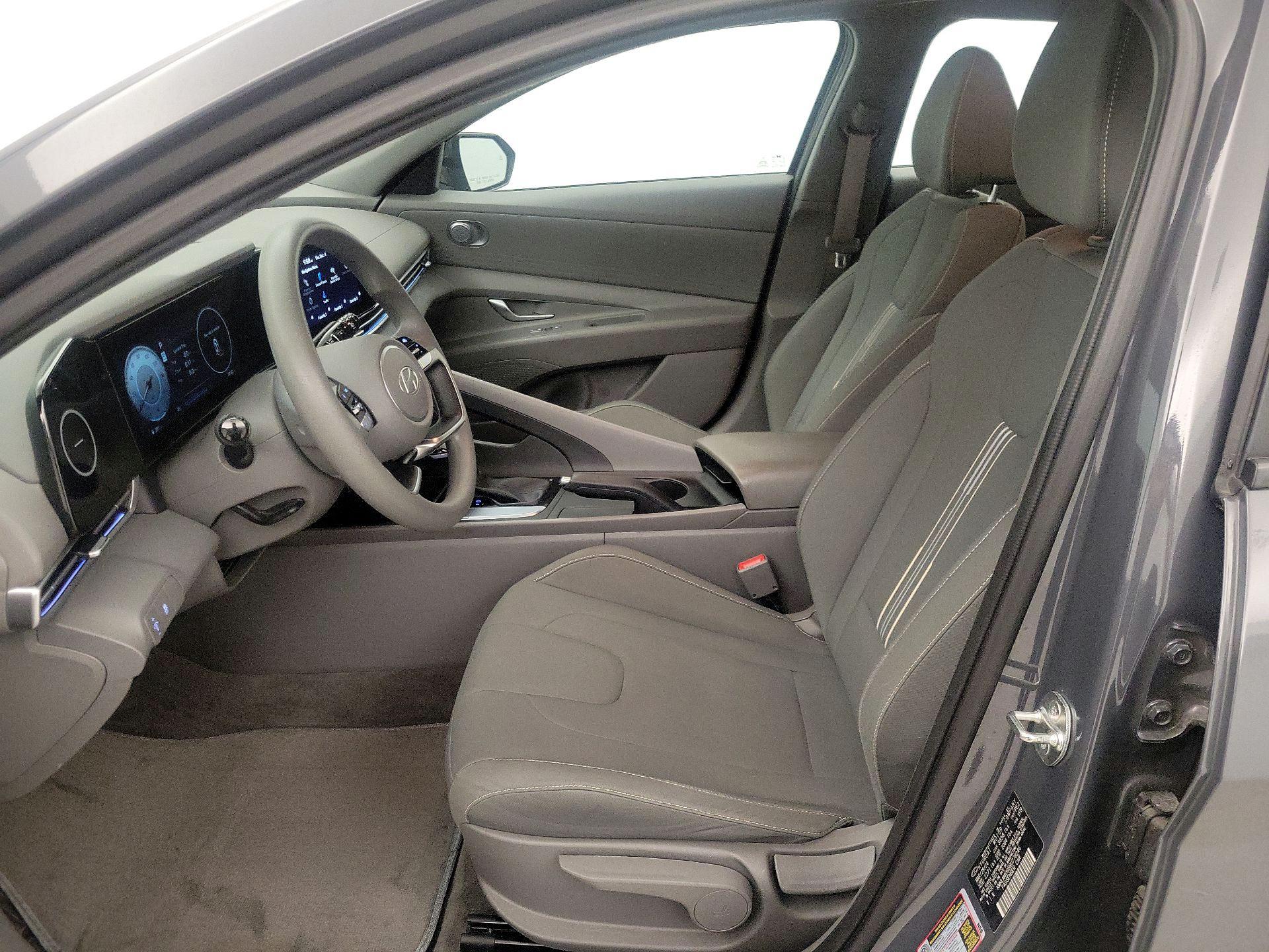 Thumbnail: 2024 Hyundai Elantra - 11