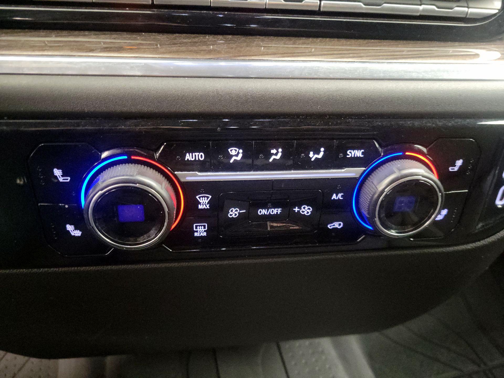 Thumbnail: 2024 Chevrolet Silverado 1500 - 16