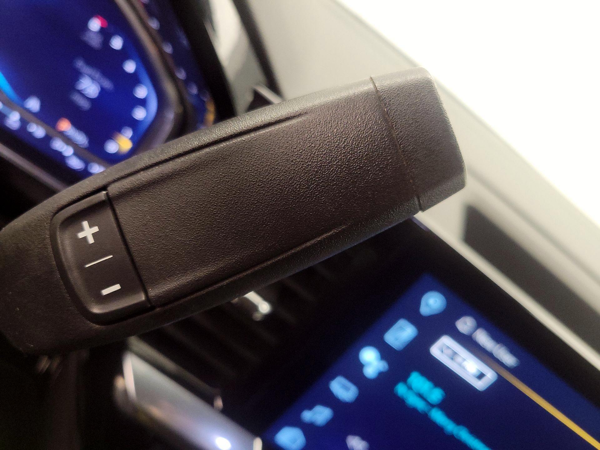 Thumbnail: 2024 Chevrolet Silverado 1500 - 17