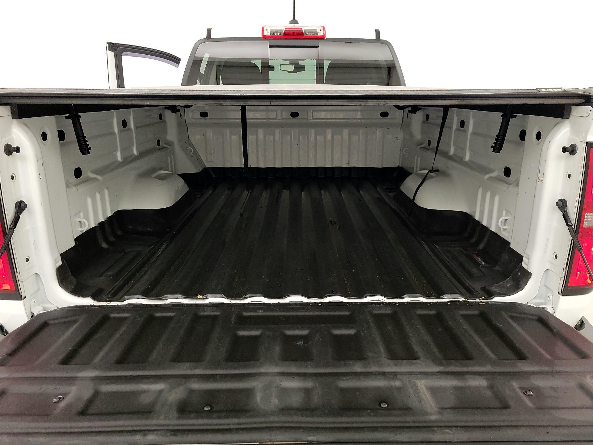 Thumbnail: 2021 Chevrolet Colorado - 20