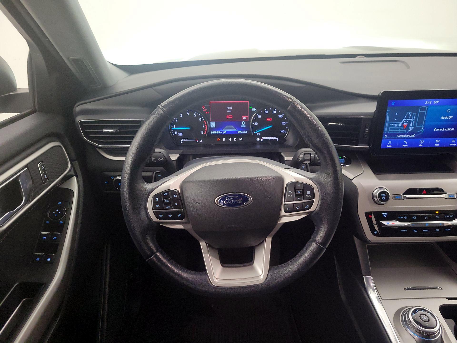 Thumbnail: 2021 Ford Explorer - 10