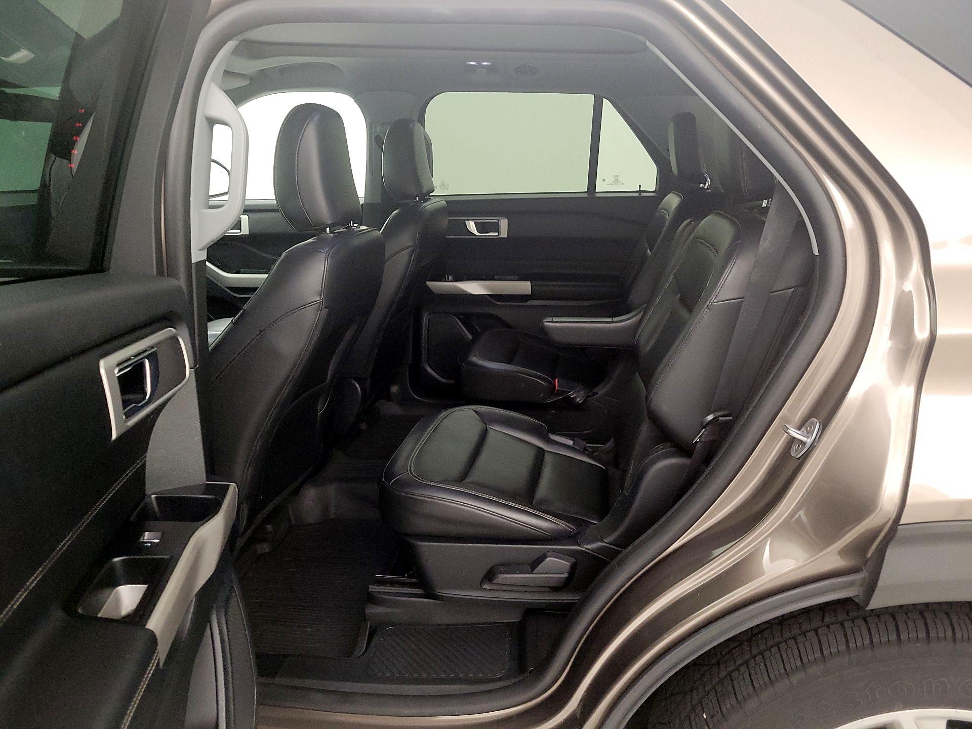 Thumbnail: 2021 Ford Explorer - 18