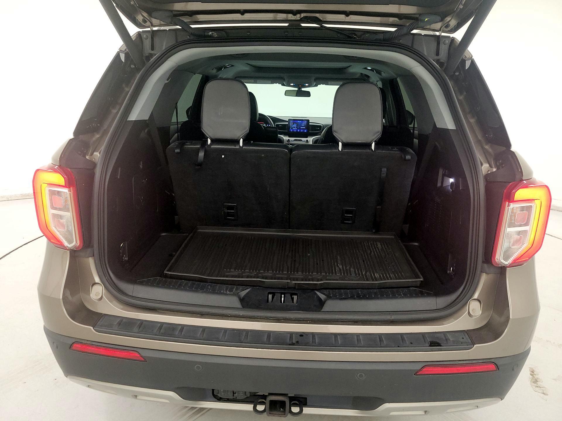 Thumbnail: 2021 Ford Explorer - 20