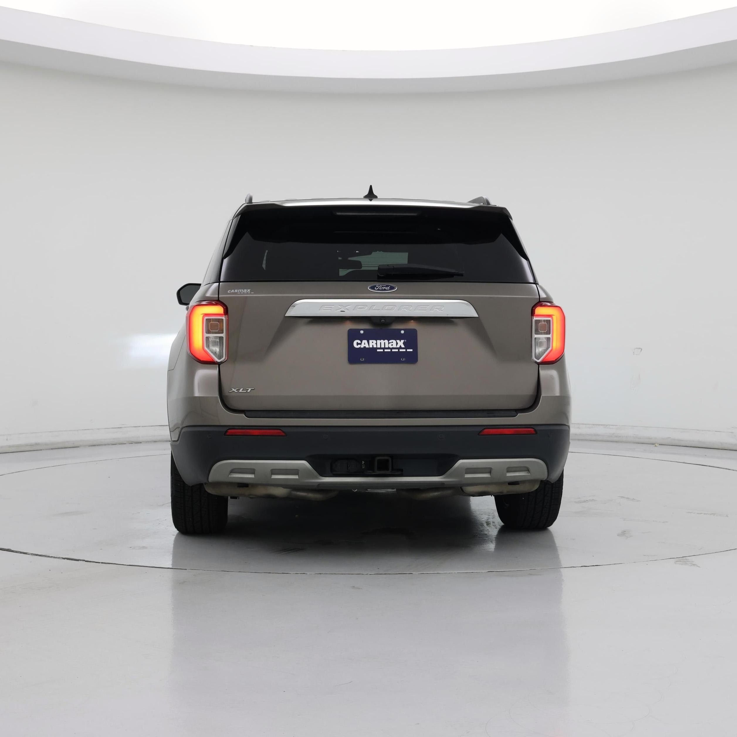 Thumbnail: 2021 Ford Explorer - 6