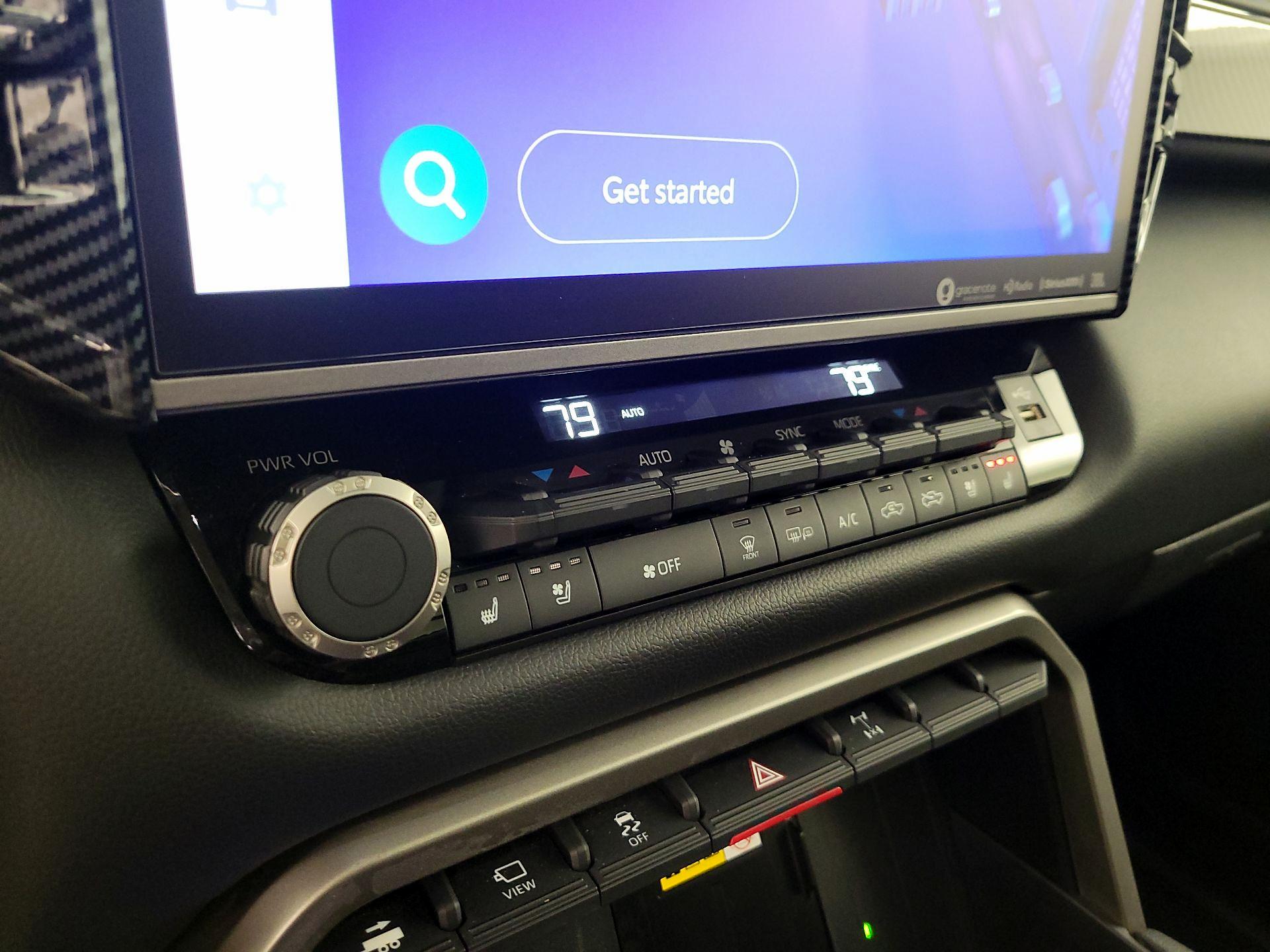 Thumbnail: 2022 Toyota Tundra - 16