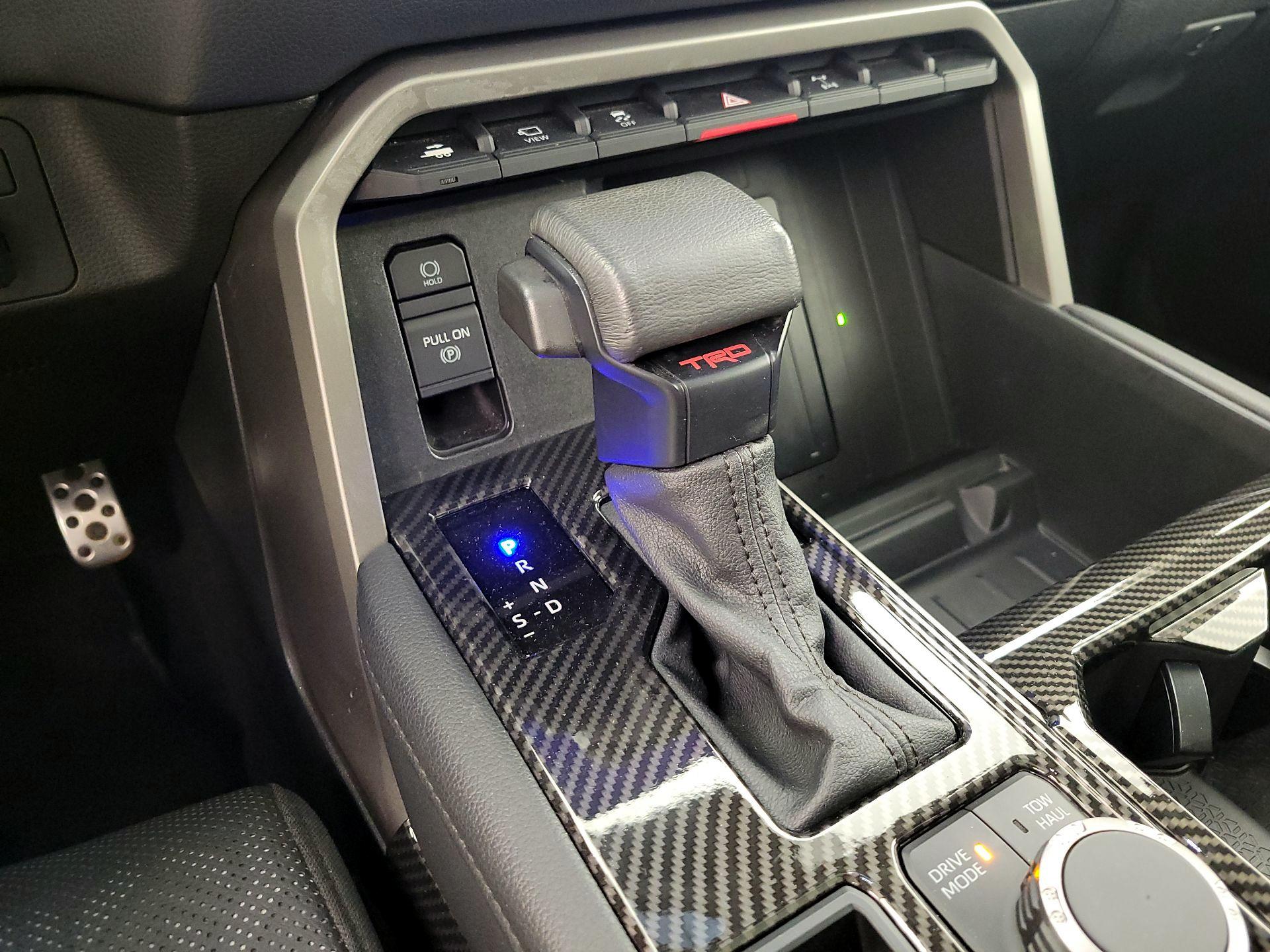 Thumbnail: 2022 Toyota Tundra - 17