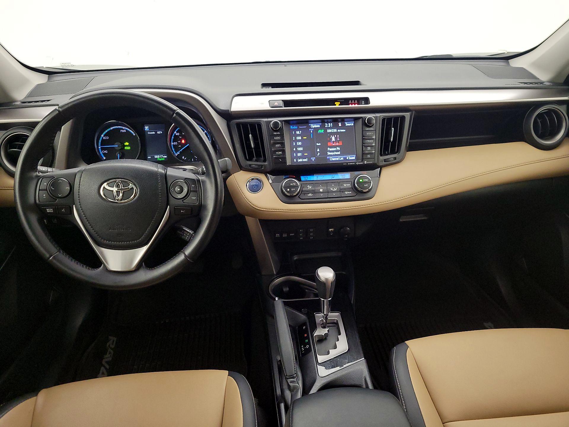 Thumbnail: 2017 Toyota RAV4 - 9