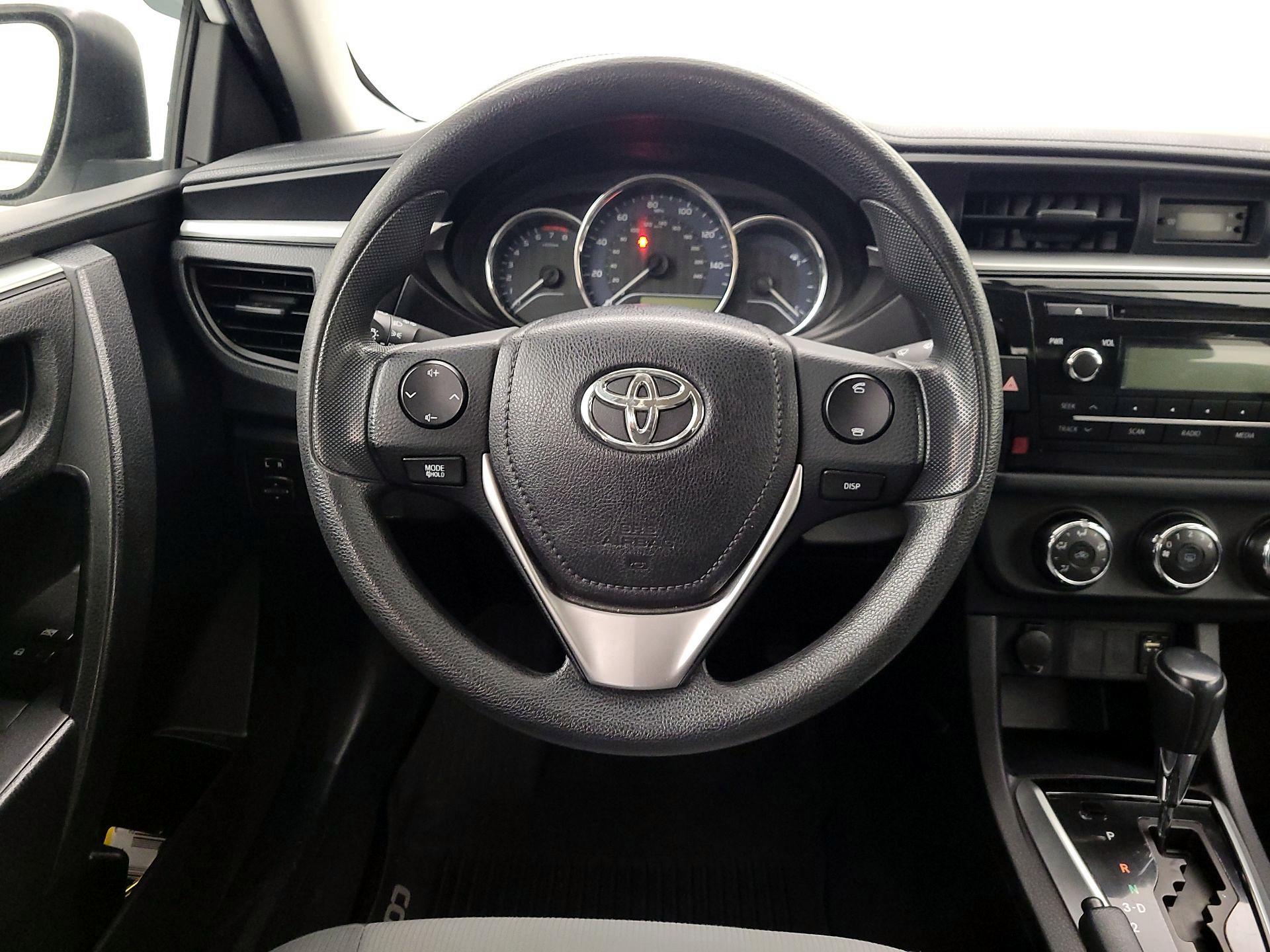 Thumbnail: 2014 Toyota Corolla - 10