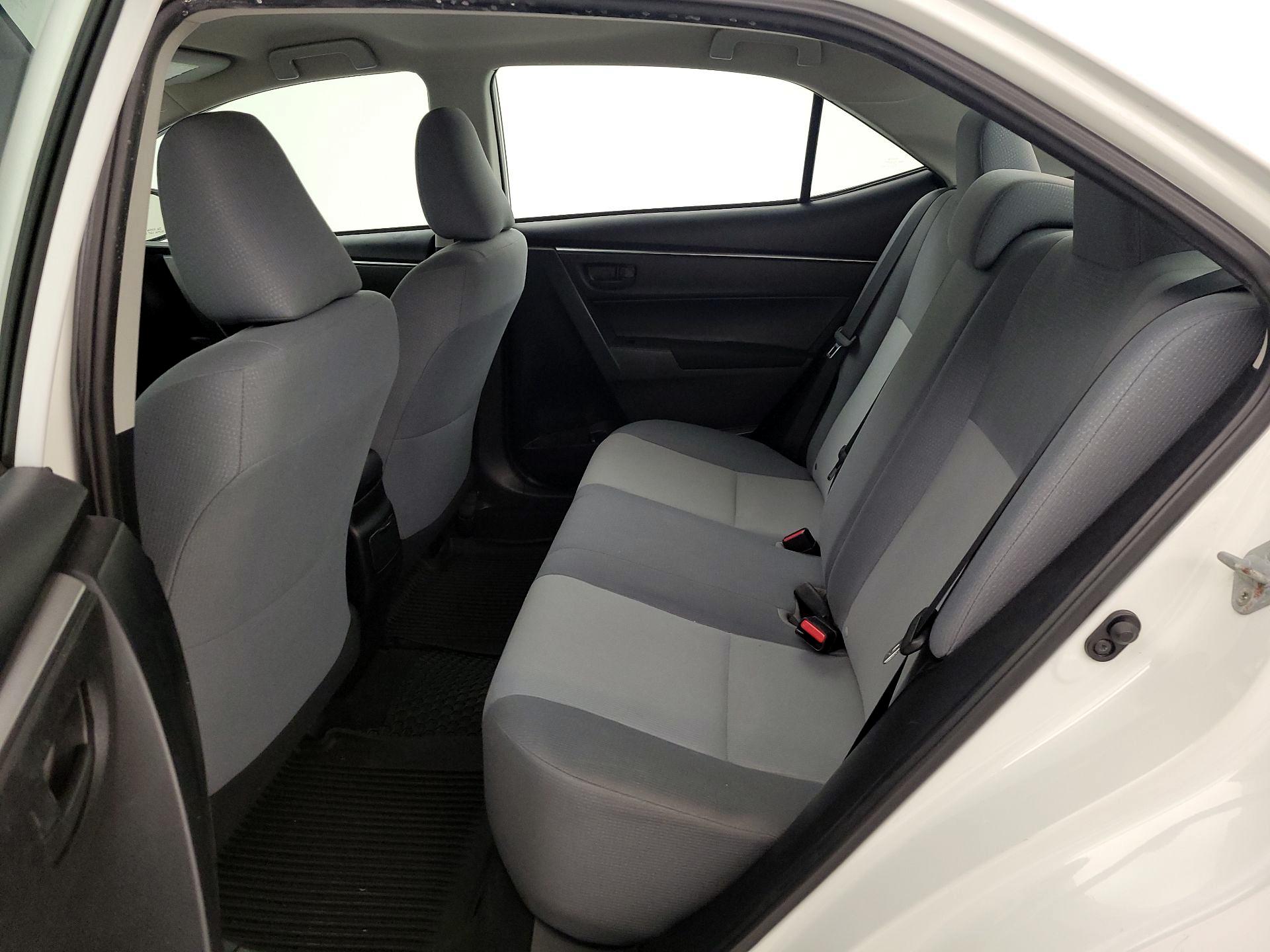 Thumbnail: 2014 Toyota Corolla - 18