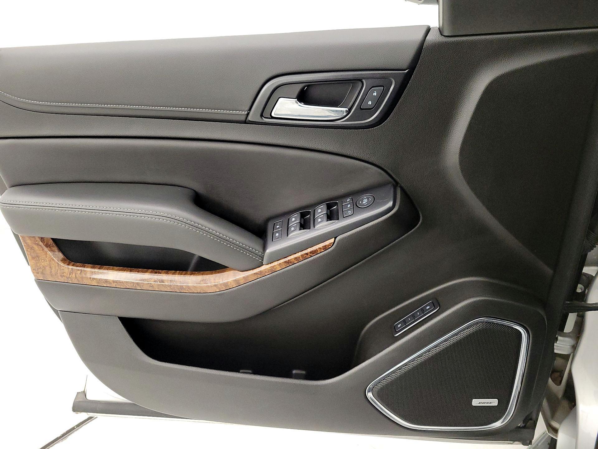 Thumbnail: 2020 Chevrolet Suburban - 12