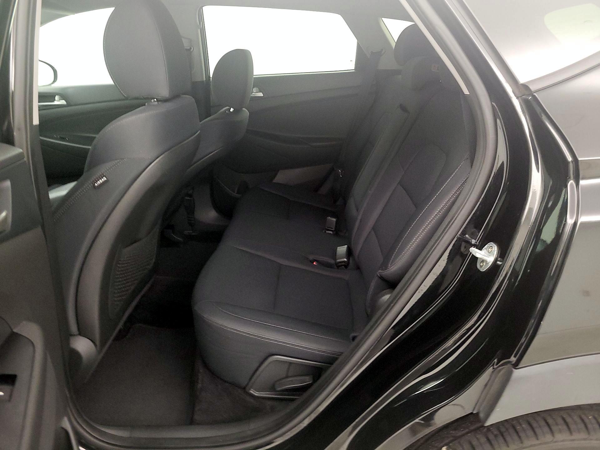 Thumbnail: 2020 Hyundai Tucson - 18