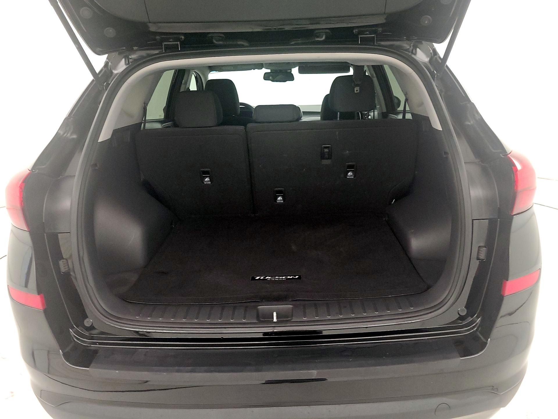 Thumbnail: 2020 Hyundai Tucson - 19