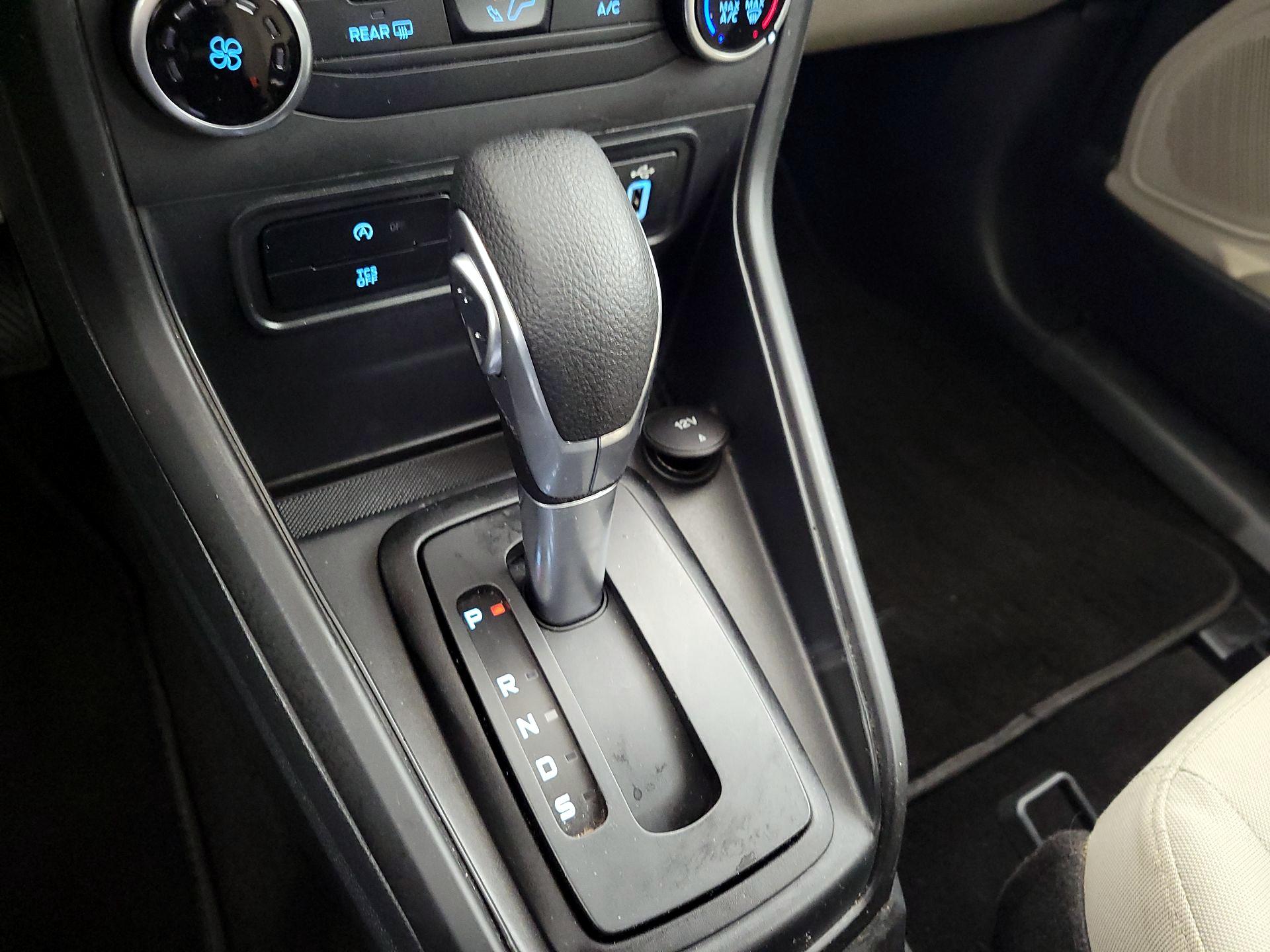 Thumbnail: 2021 Ford EcoSport - 16