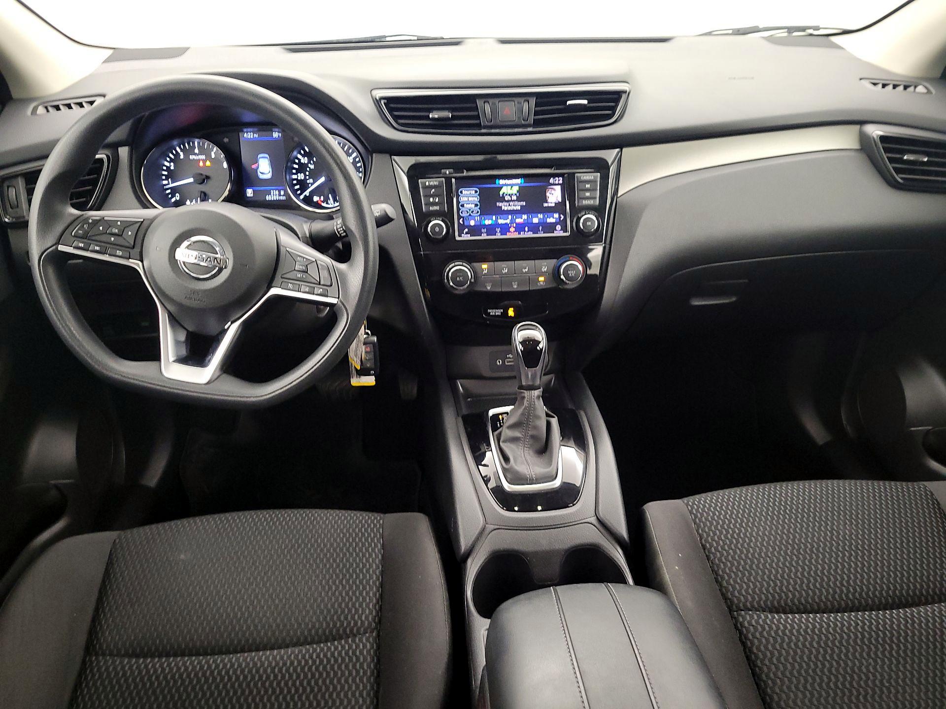 Thumbnail: 2019 Nissan Rogue Sport - 9