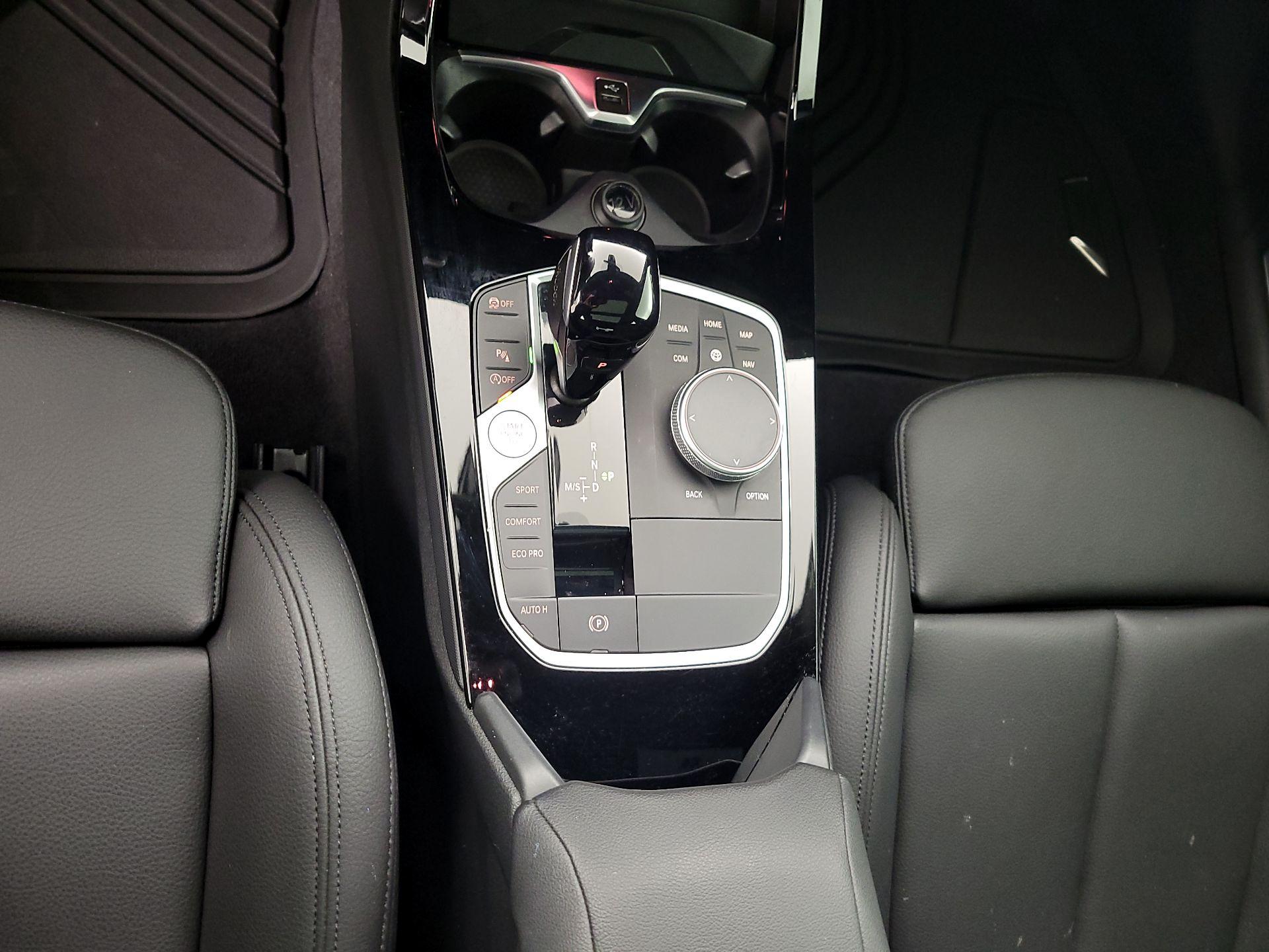 Thumbnail: 2023 BMW 2 Series - 18