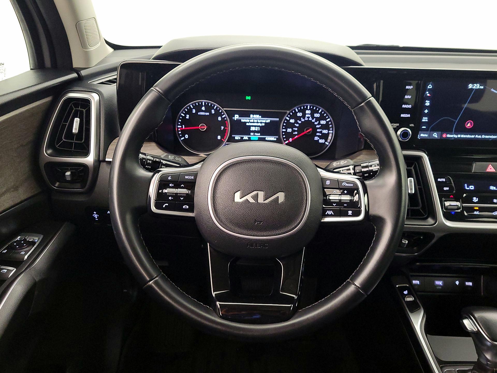 Thumbnail: 2022 Kia Sorento - 10